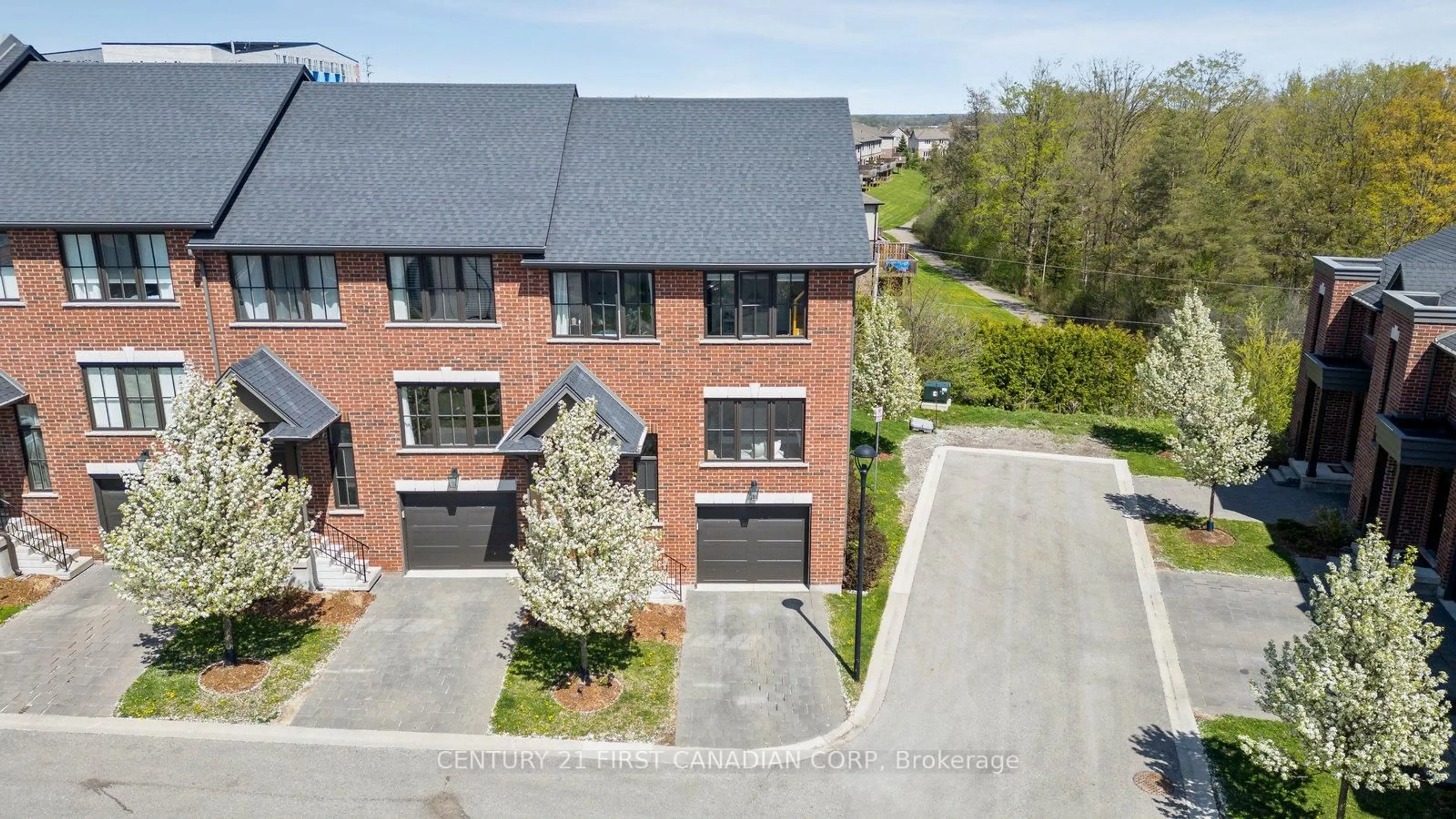 A pic from outside/outdoor area/front of a property/back of a property/a pic from drone, street for 555 SUNNINGDALE Rd #14, London North Ontario N5X 0M4