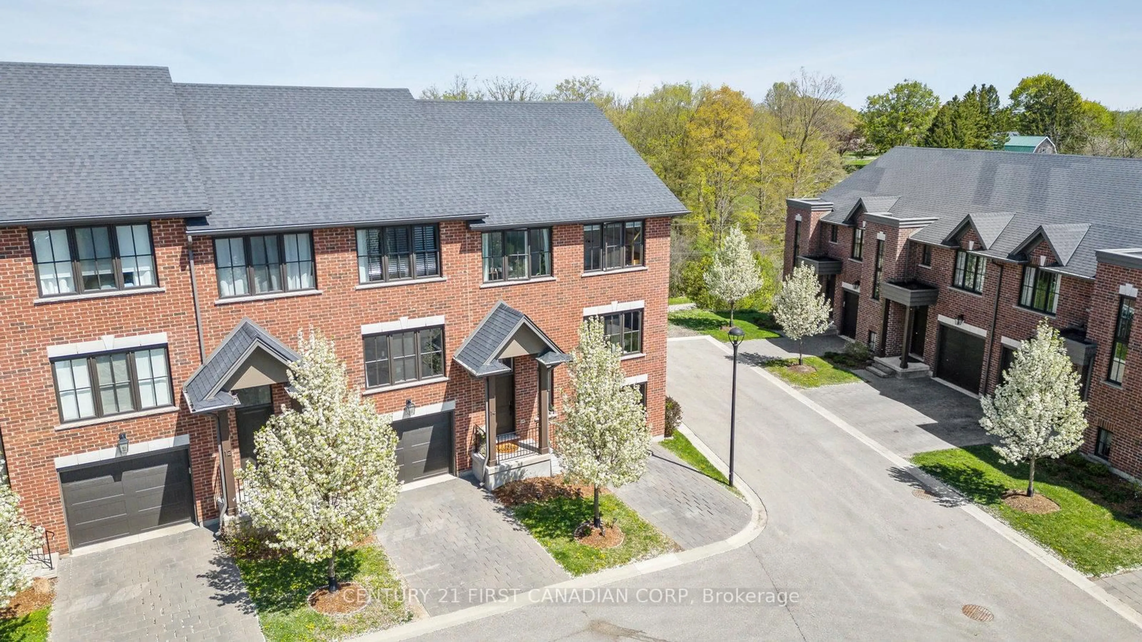 A pic from outside/outdoor area/front of a property/back of a property/a pic from drone, street for 555 SUNNINGDALE Rd #14, London North Ontario N5X 0M4