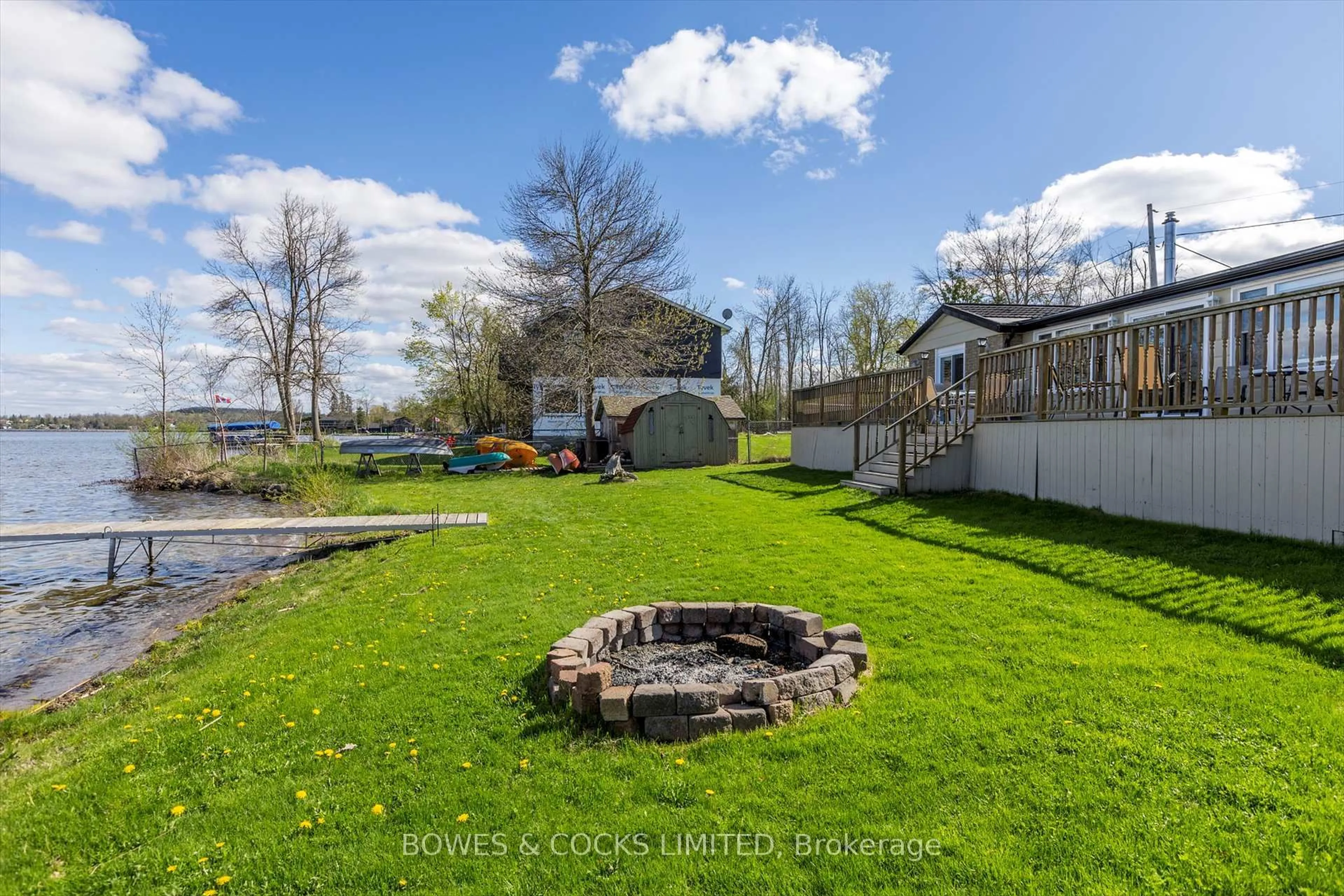 A pic from outside/outdoor area/front of a property/back of a property/a pic from drone, unknown for 525 Gault Rd, Smith-Ennismore-Lakefield Ontario K0L 1T0