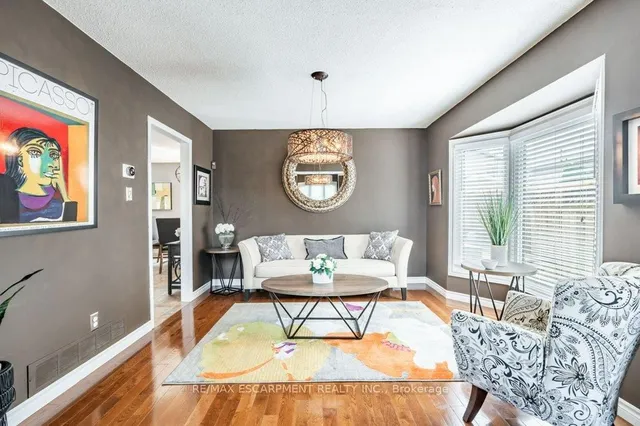 Additional property image - 14 Twin Crt