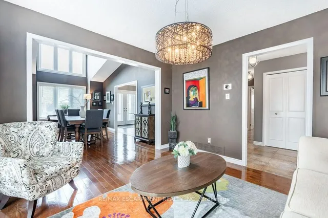 Additional property image - 14 Twin Crt