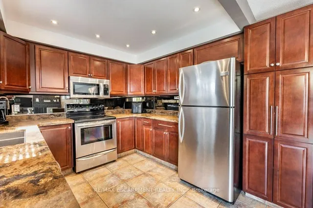 Additional property image - 14 Twin Crt