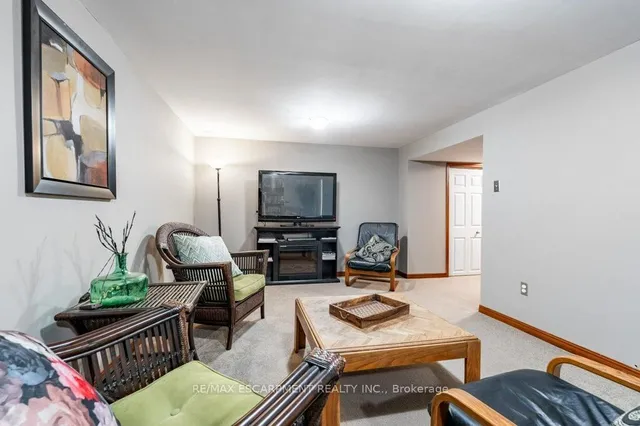 Additional property image - 14 Twin Crt