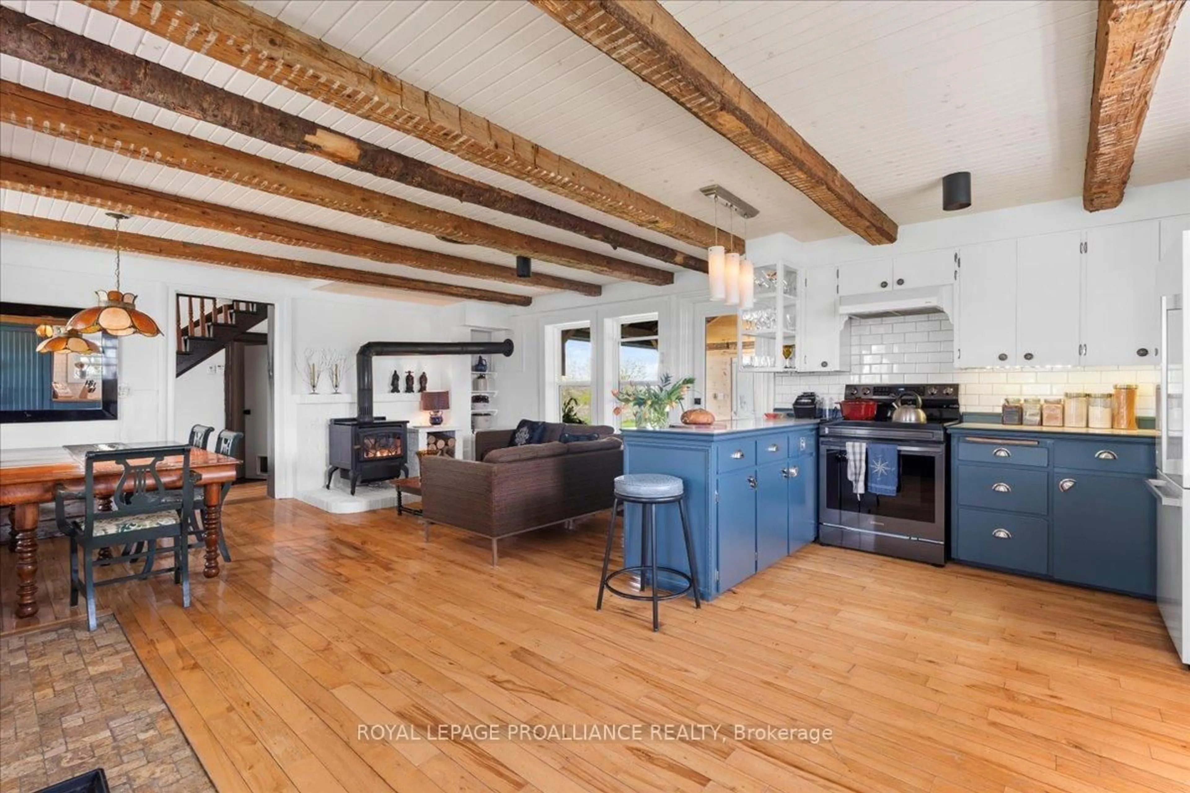 Open concept kitchen, unknown for 179 Sweet Rd, Limoges Ontario K0K 2M0