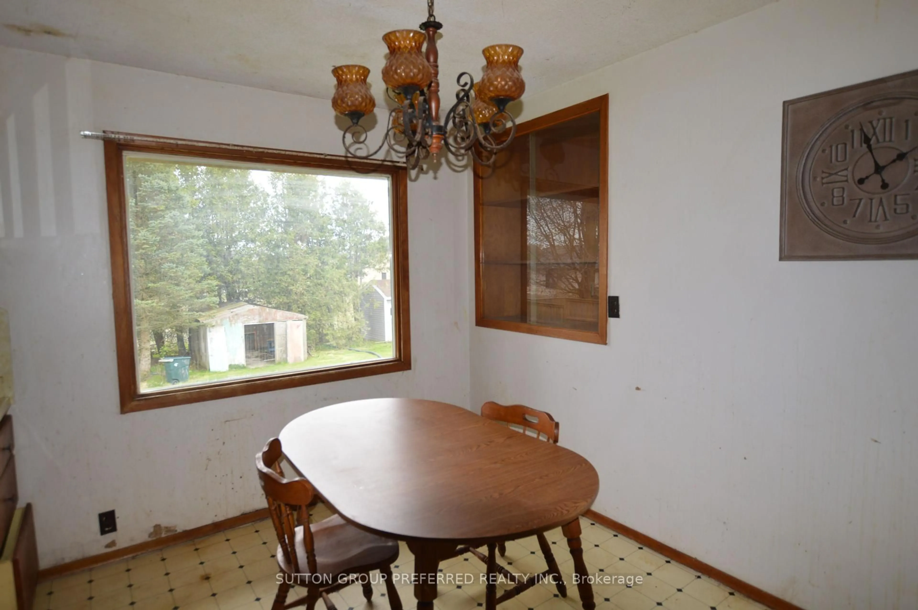 Dining room, unknown for 258 Miller Rd, Dutton/Dunwich Ontario N0L 1J0