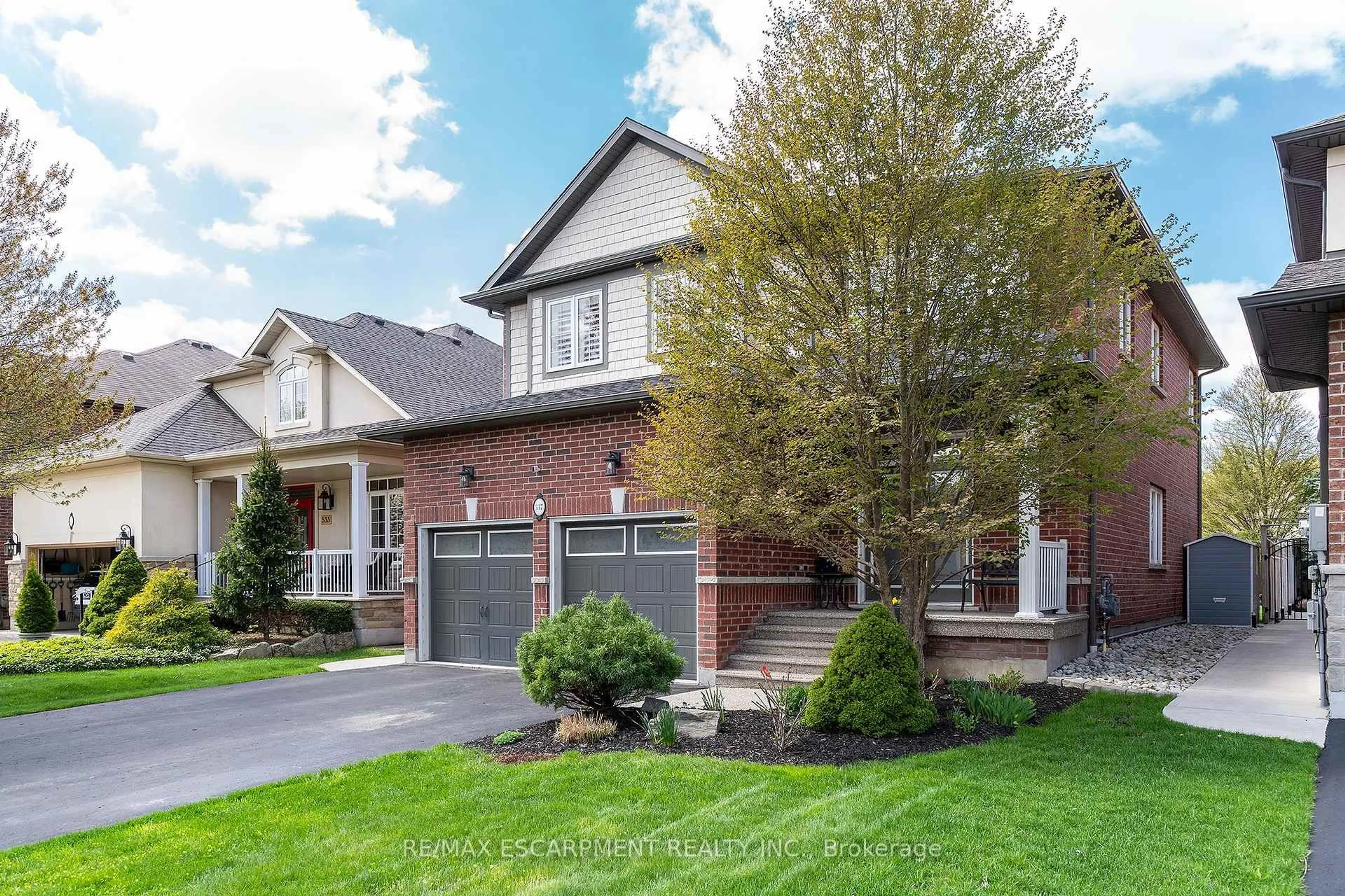 Home with brick exterior material, street for 537 VALRIDGE Dr, Hamilton Ontario L9C 0A9