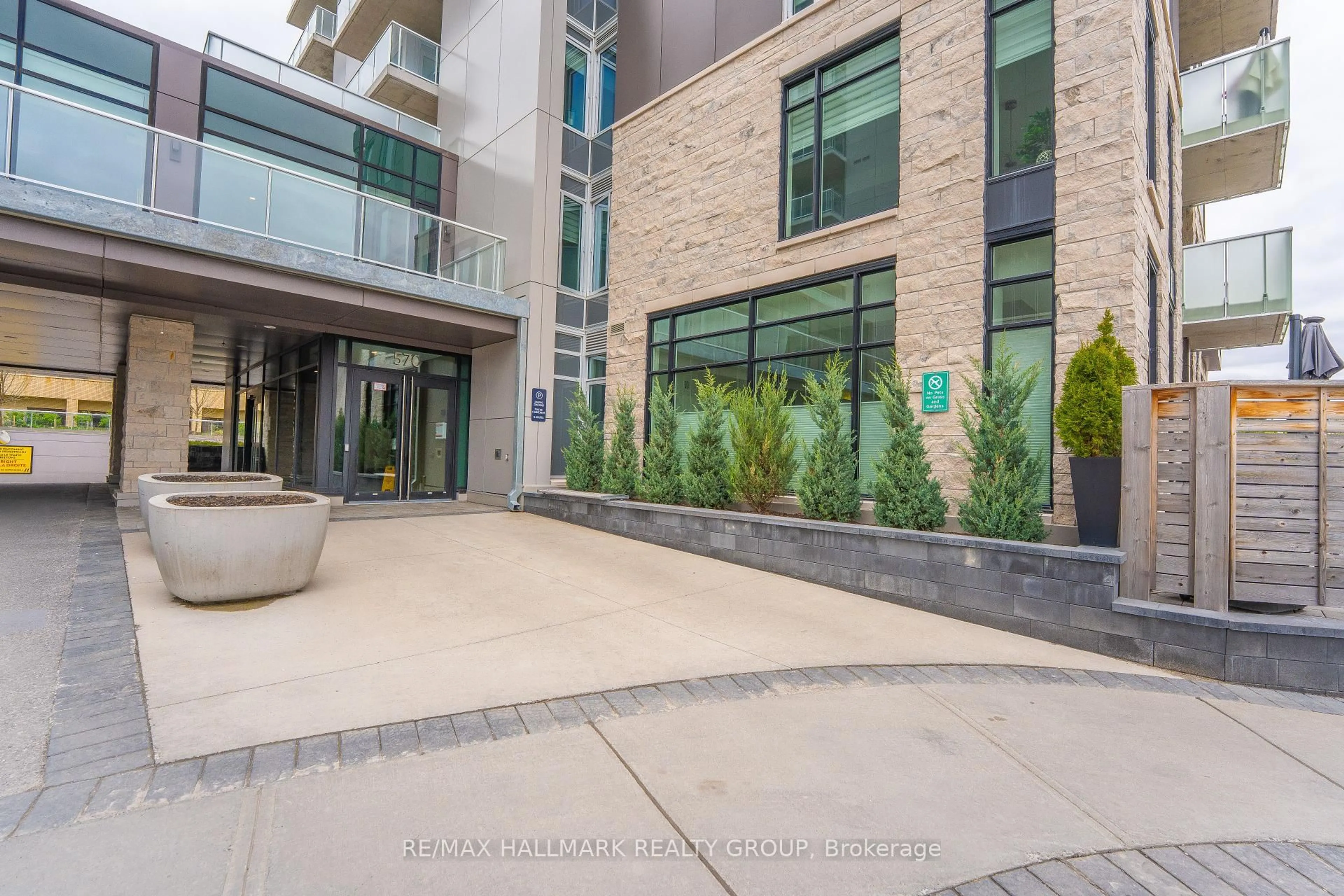 Unknown for 570 De Mazenod Ave #503, Ottawa Ontario K1S 5X2