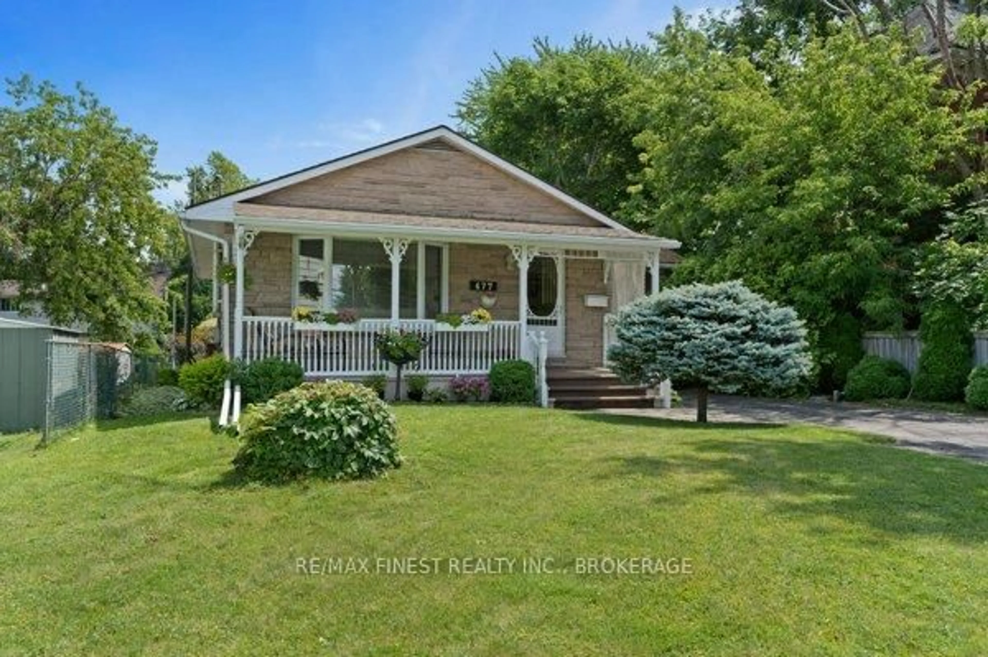 Unknown for 477 Stone Street N N/A, Gananoque Ontario K7G 1Z1