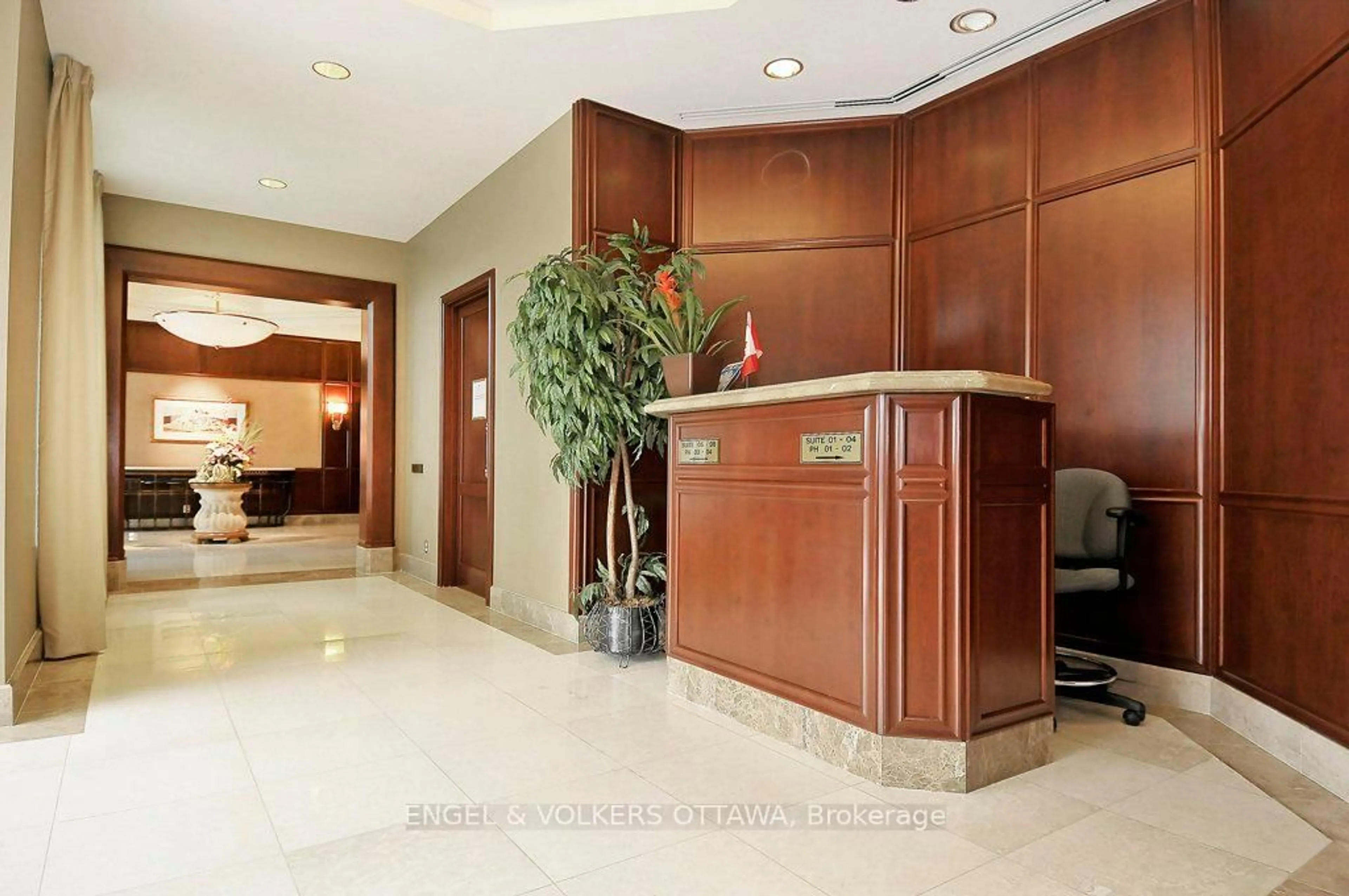 Lobby for 3590 RIVERGATE Way #1606, Ottawa Ontario K1V 1V6