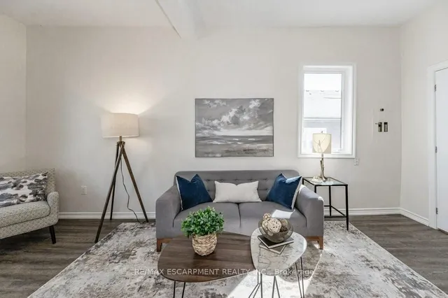 Additional property image - 196 Picton St