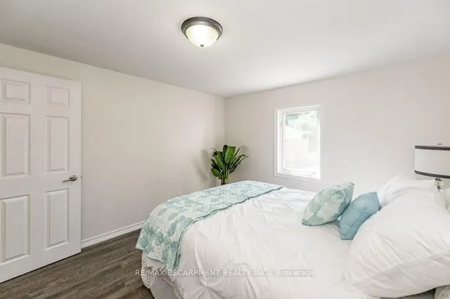 Additional property image - 196 Picton St