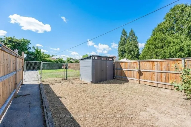 Additional property image - 196 Picton St