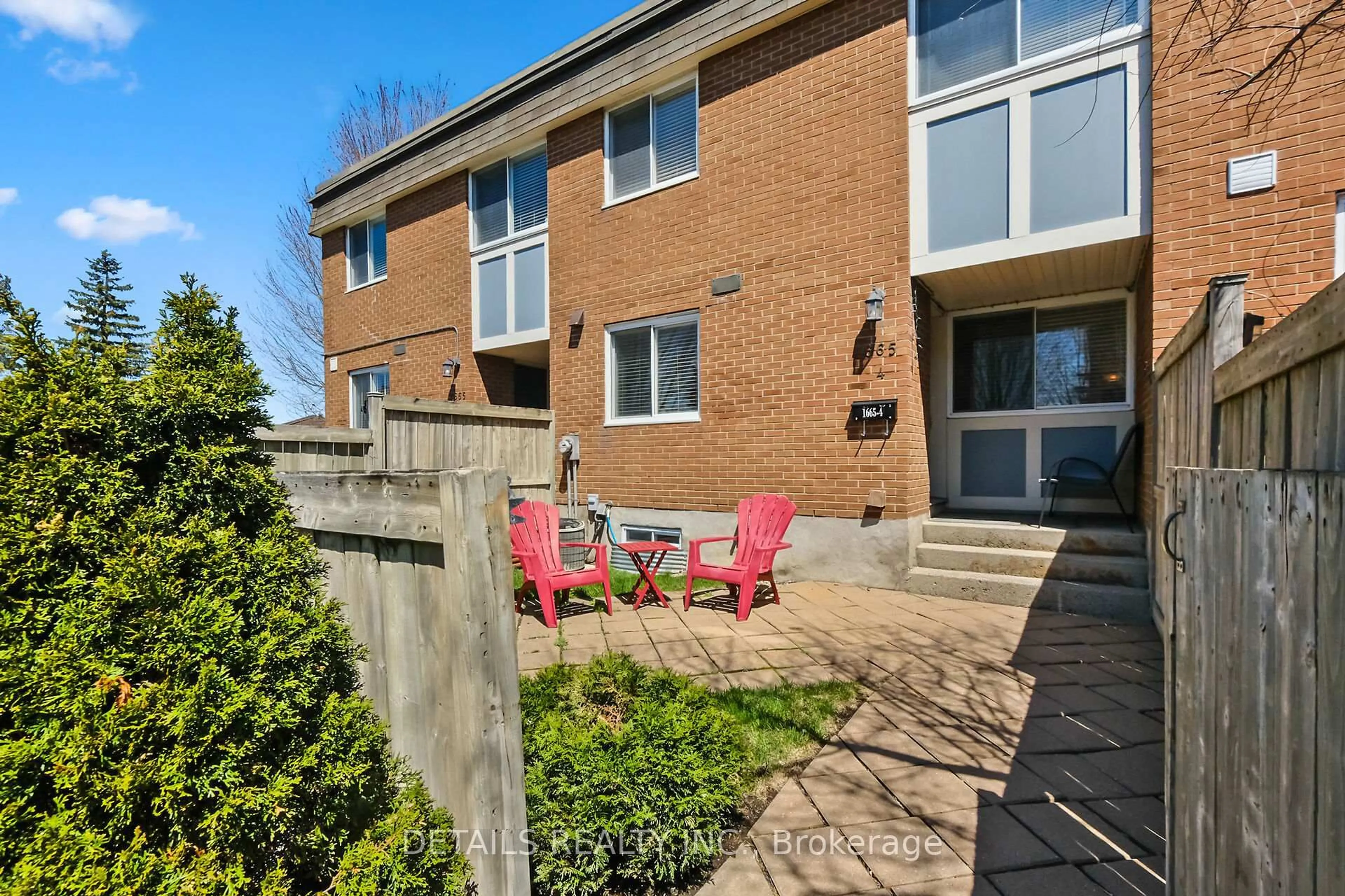 Unknown for 1665 Heatherington Rd #4, Ottawa Ontario K1V 8V8