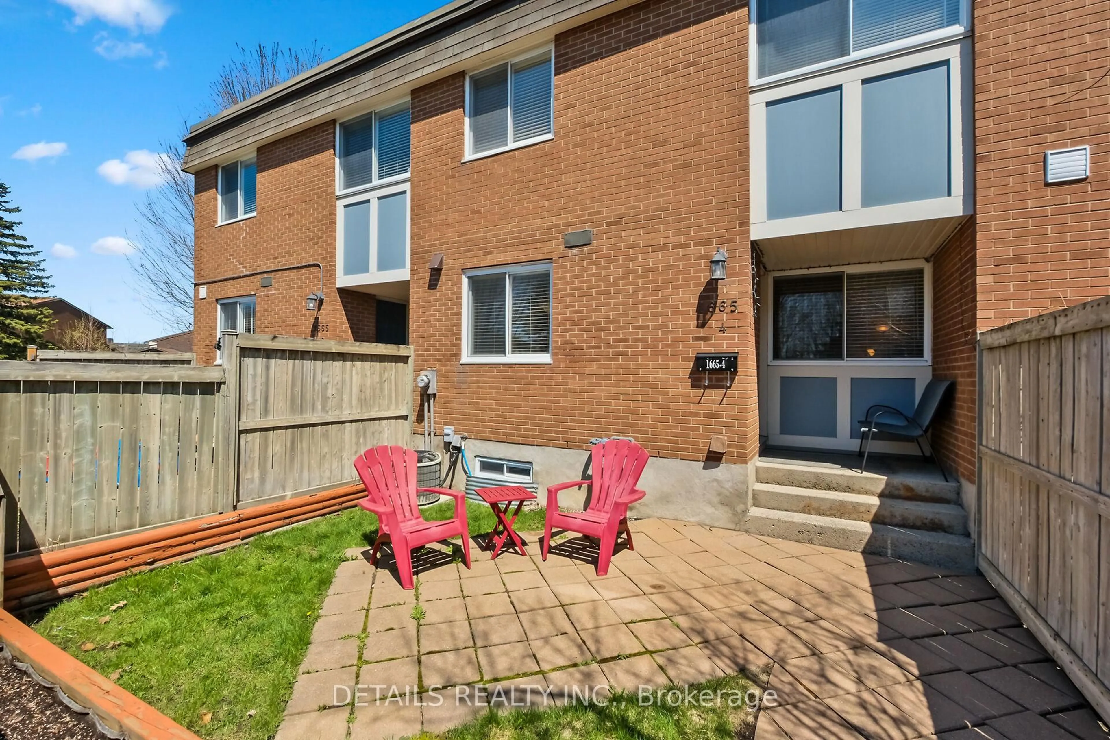 Patio, street for 1665 Heatherington Rd #4, Ottawa Ontario K1V 8V8
