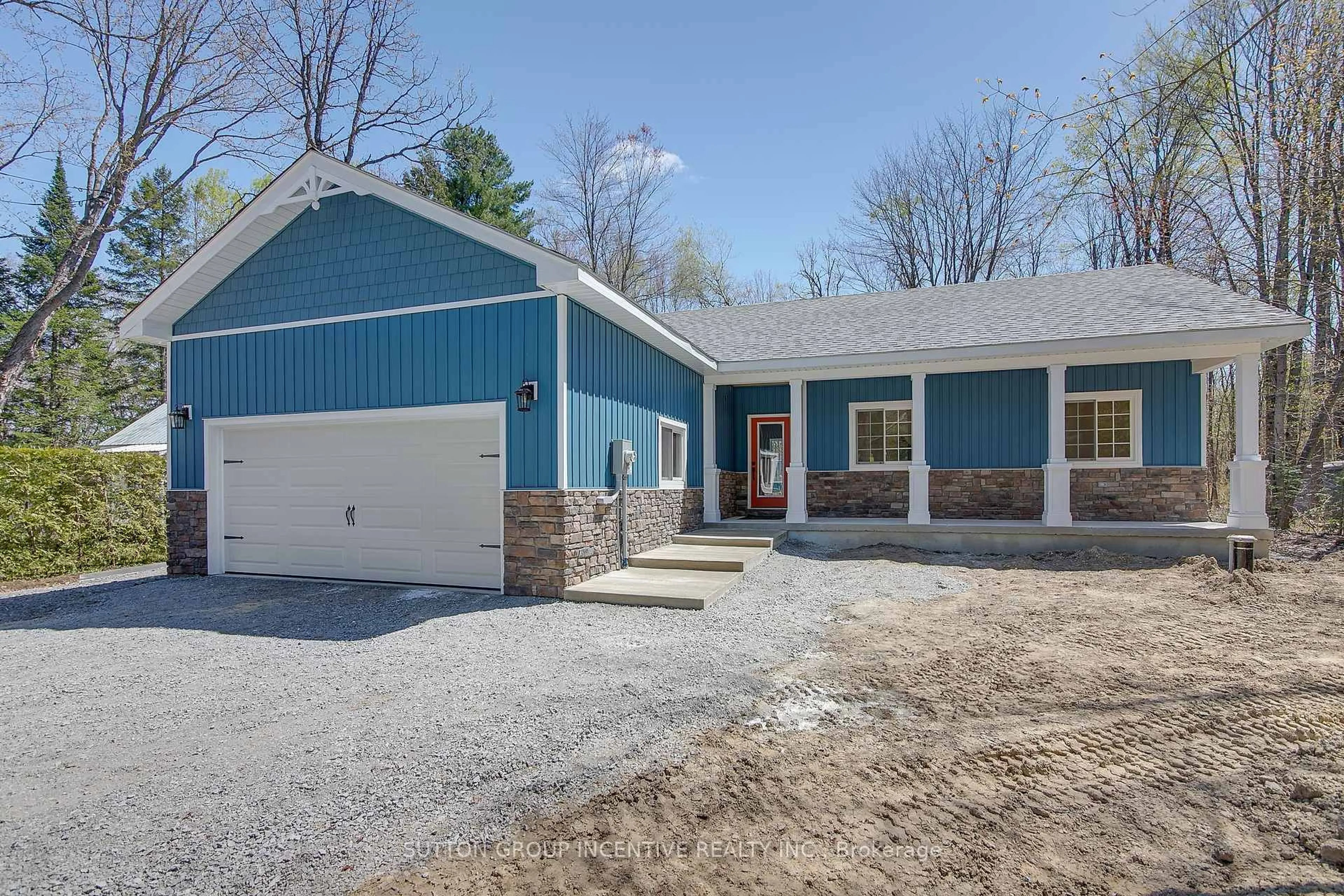 Home with vinyl exterior material, street for 26 MCLEISH Dr, Kawartha Lakes Ontario L0K 1W0
