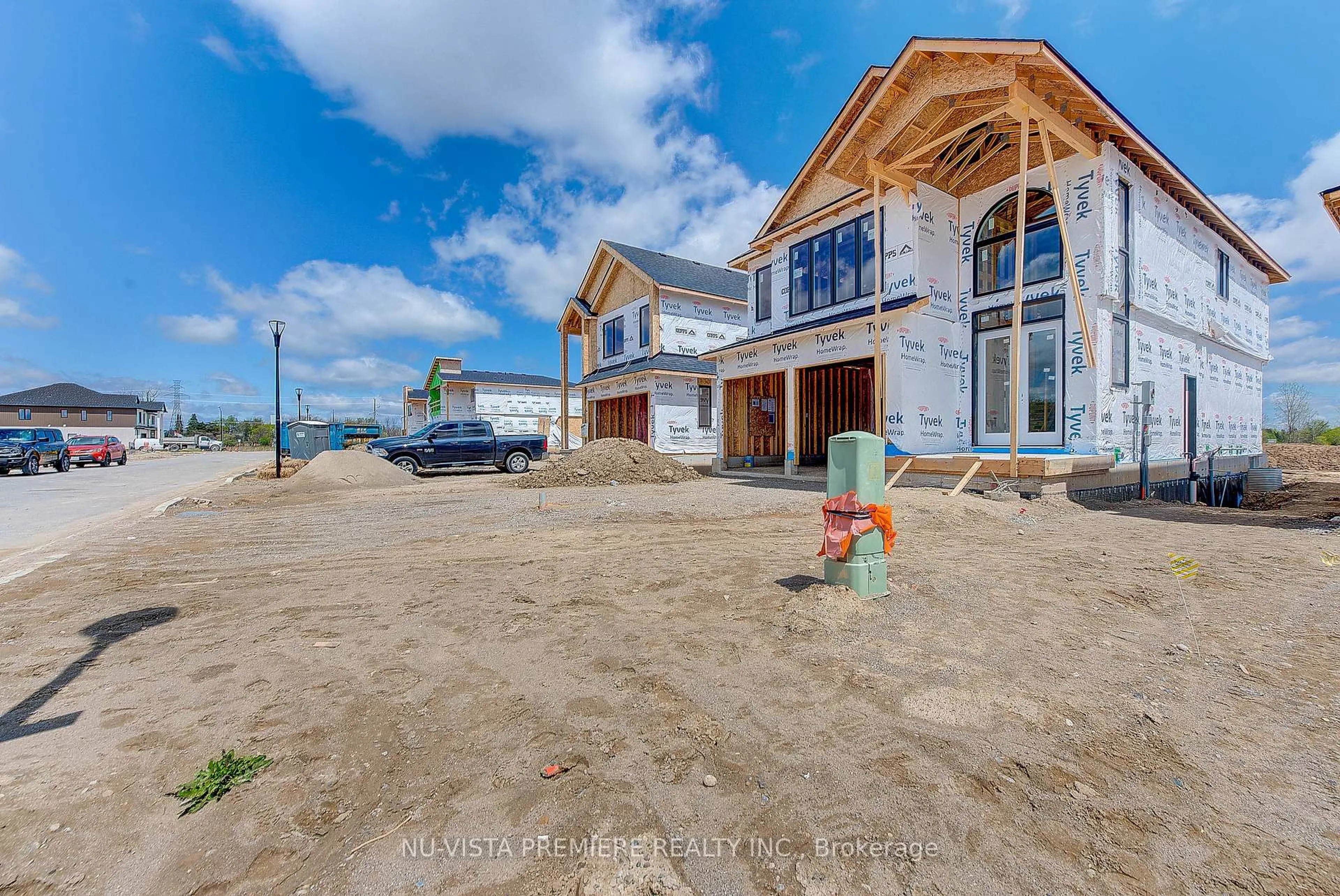 A pic from outside/outdoor area/front of a property/back of a property/a pic from drone, building for 4260 Liberty Crossing, London South Ontario N6P 1J9
