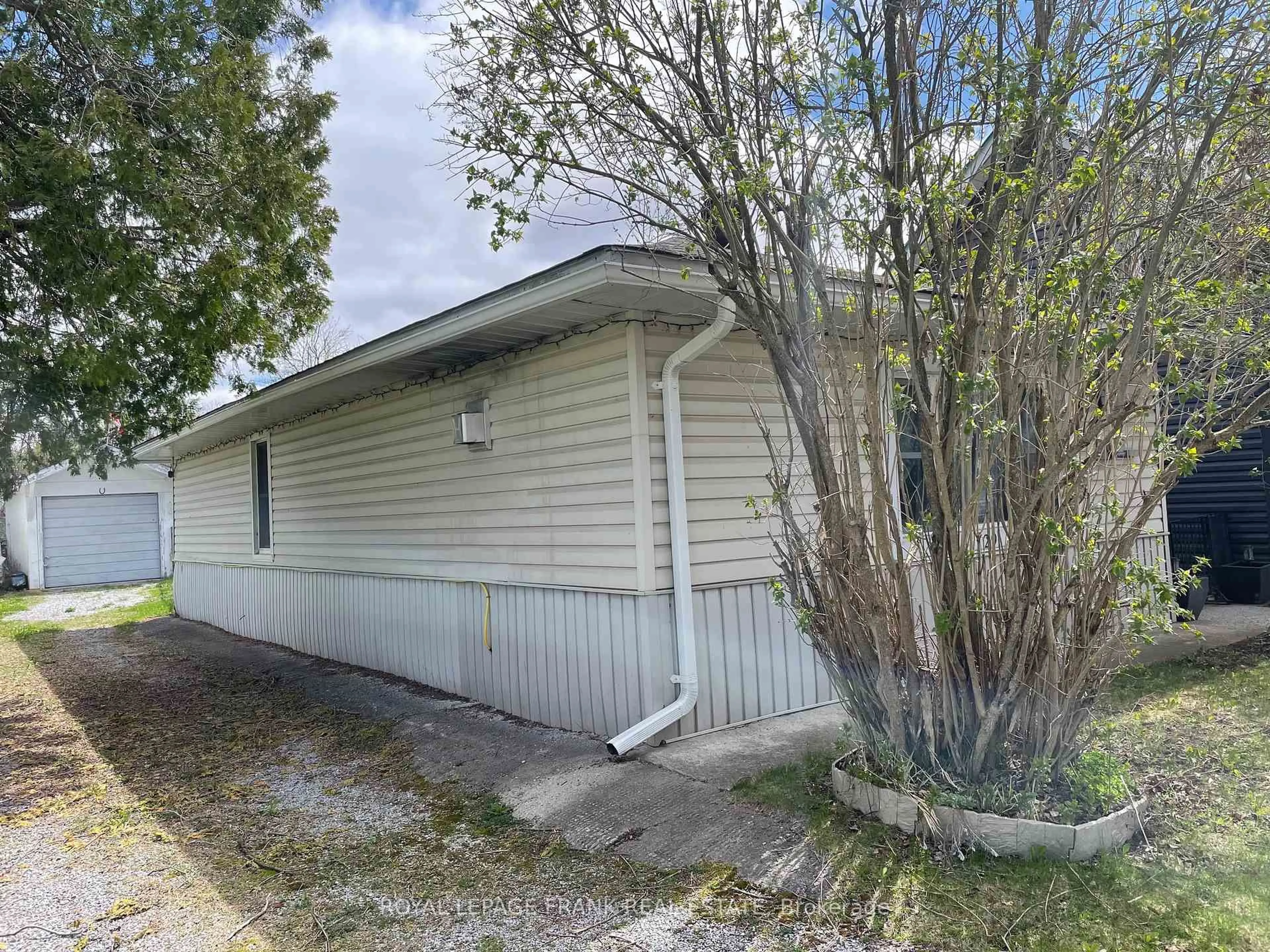Shed for 29 Head St, Kawartha Lakes Ontario K0M 1A0