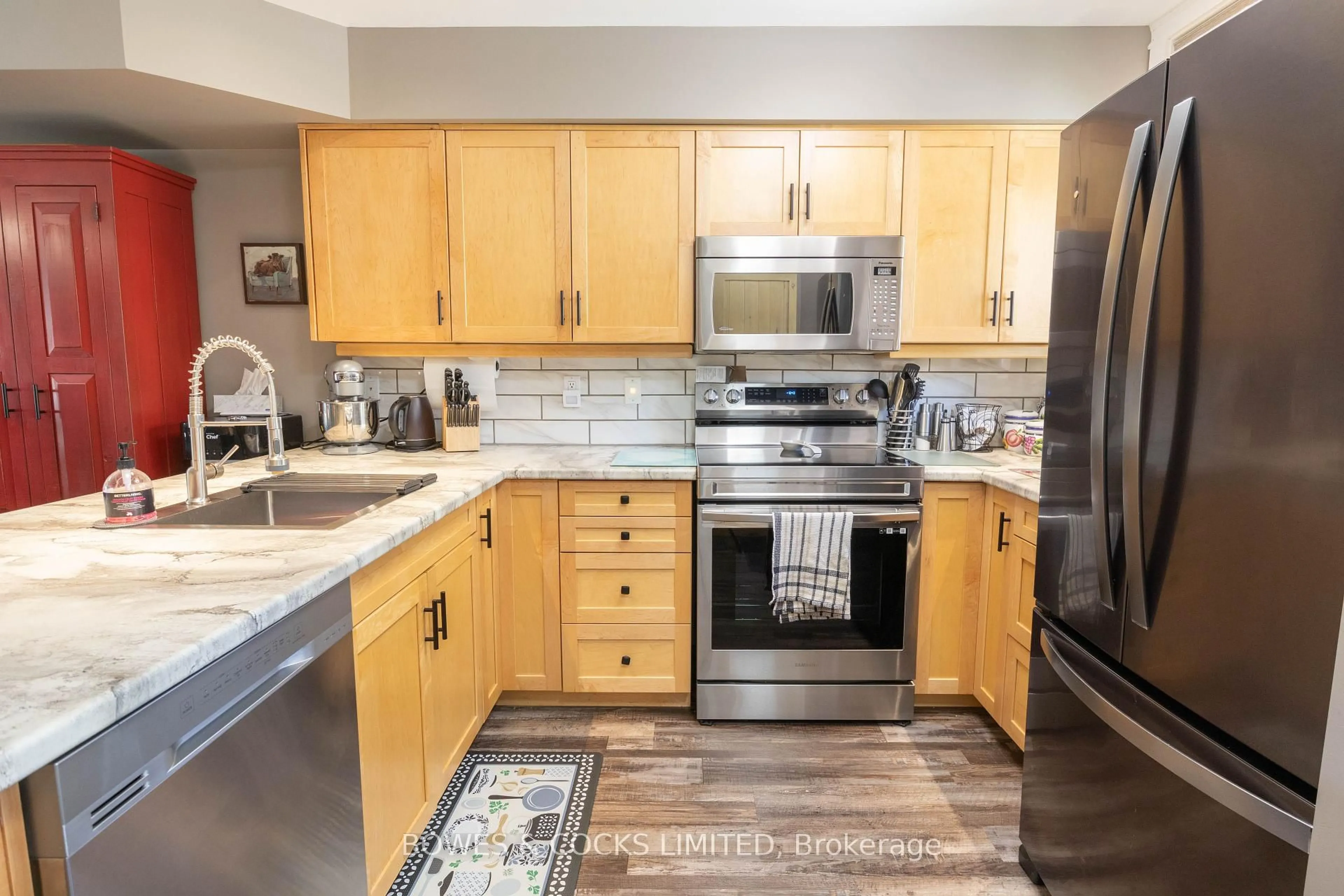 Standard kitchen, unknown for 1579 Anstruther Lake Rd #18, North Kawartha Ontario K0L 1A0