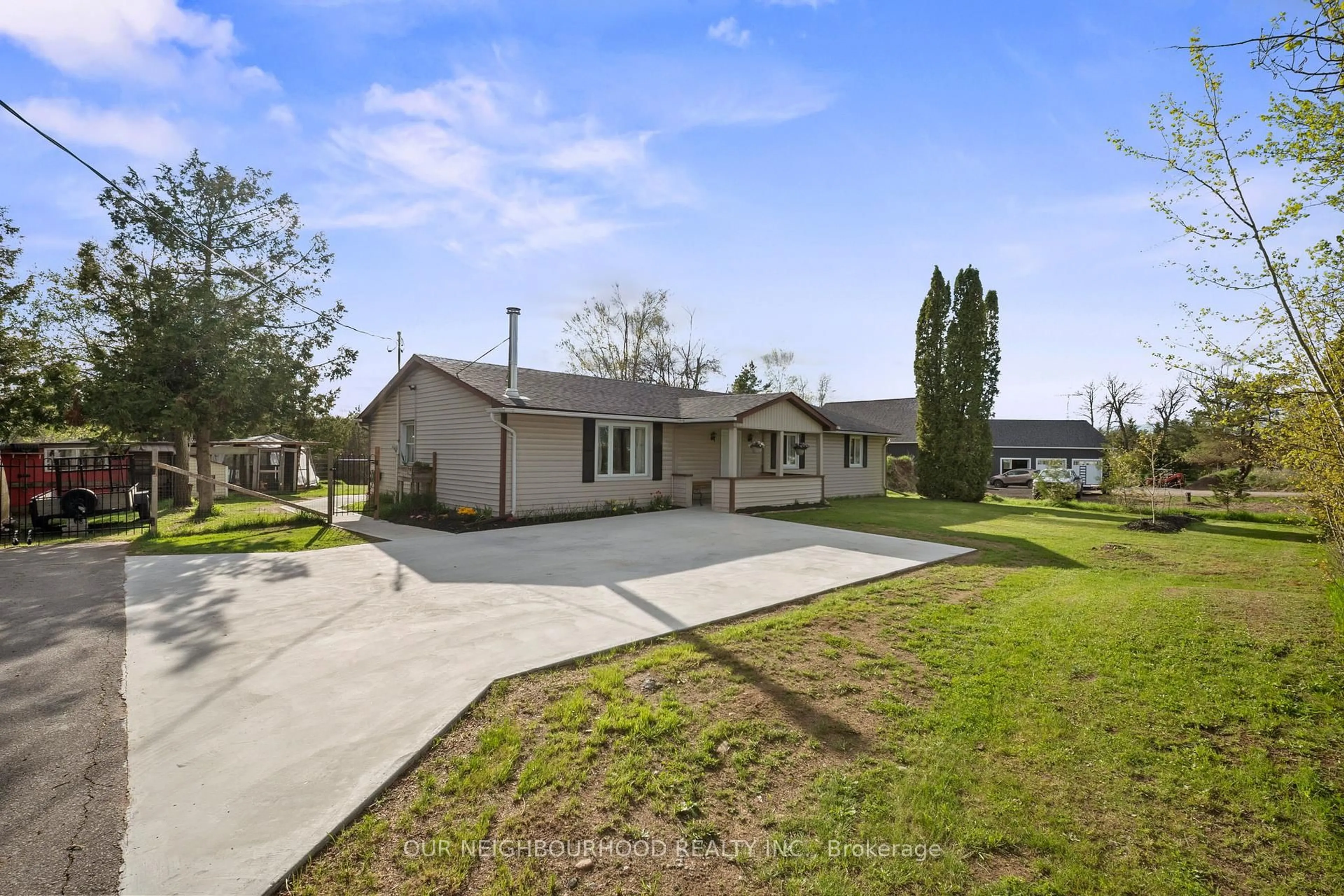 A pic from outside/outdoor area/front of a property/back of a property/a pic from drone, street for 152 Godolphin Rd, Trent Hills Ontario K0K 3K0