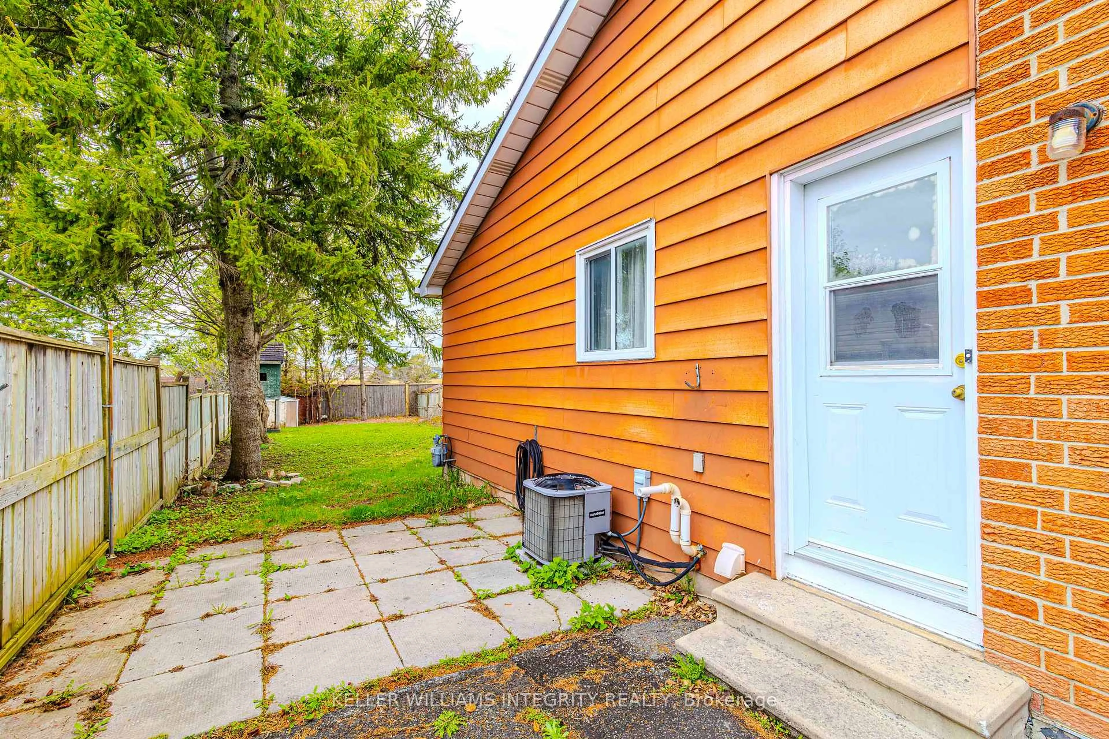Patio, street for 63 Morton Dr, Ottawa Ontario K2L 1W9