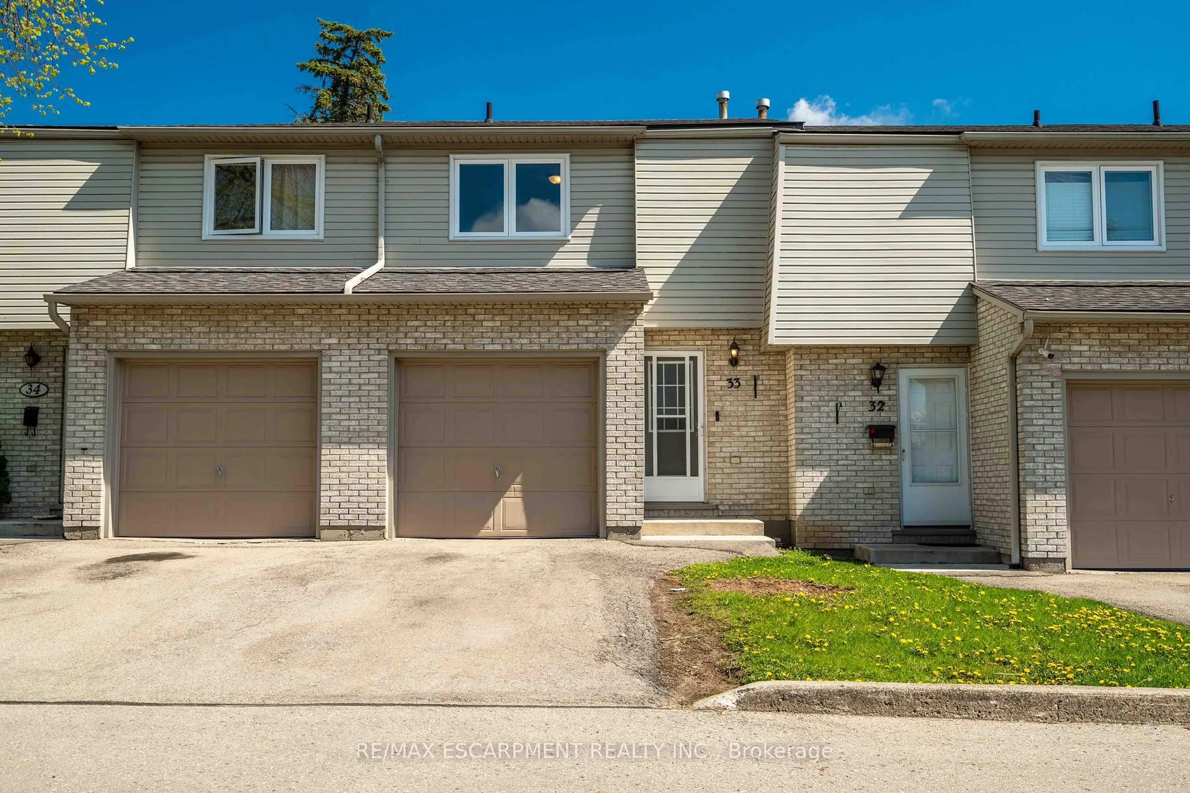 Unknown for 1396 Upper Ottawa St #33, Hamilton Ontario L8W 1R1