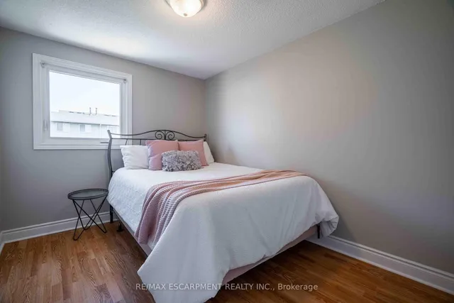 Additional property image - 1396 Upper Ottawa St Unit 33