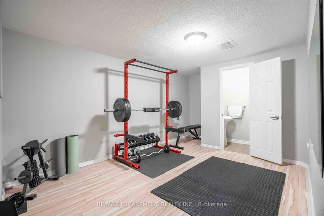 Additional property image - 1396 Upper Ottawa St Unit 33