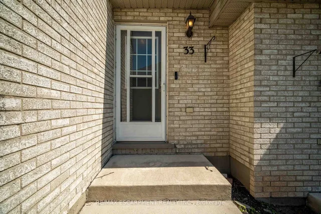 Additional property image - 1396 Upper Ottawa St Unit 33