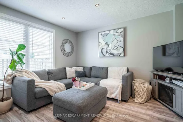 Additional property image - 1396 Upper Ottawa St Unit 33