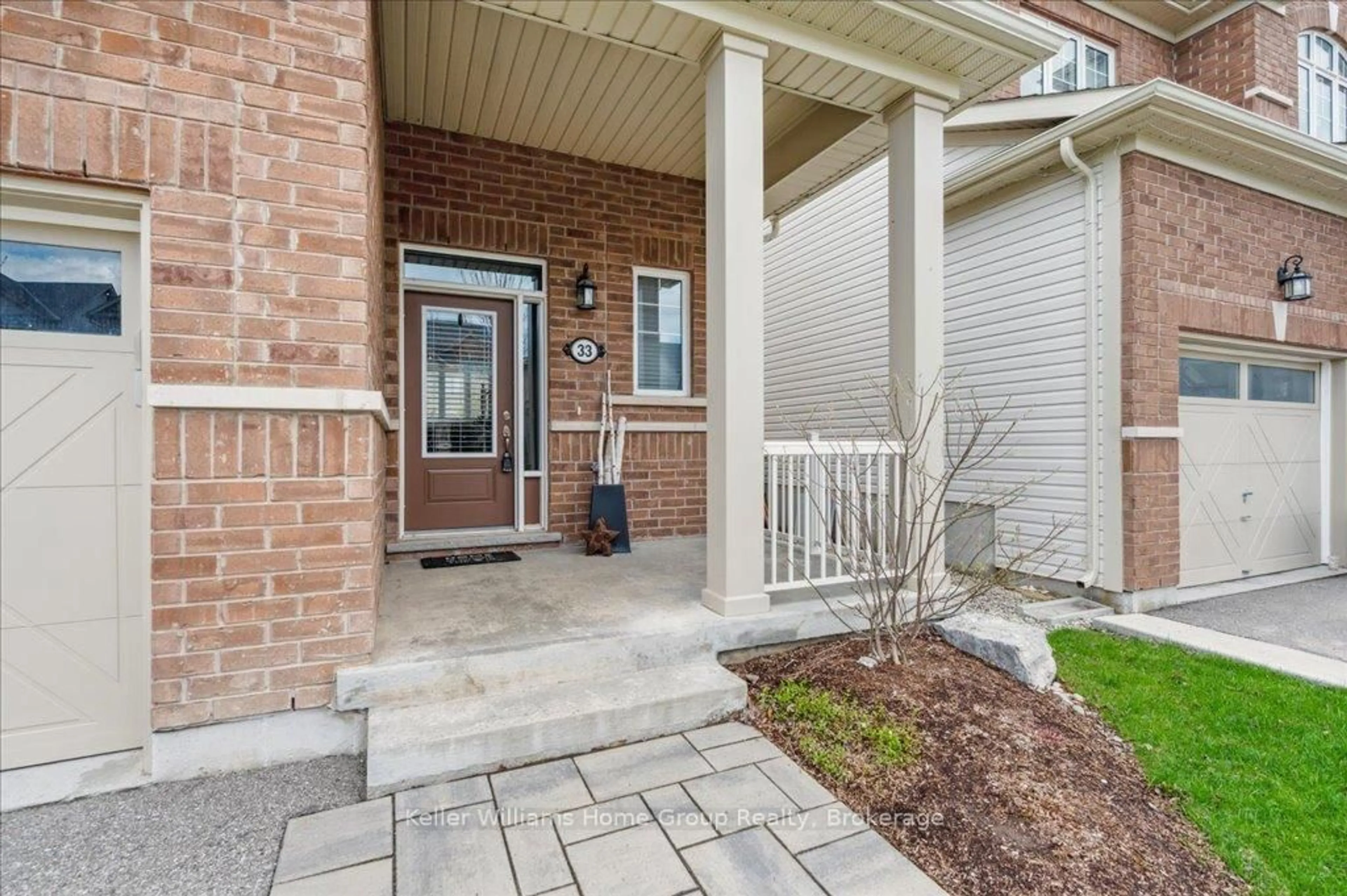 Unknown for 33 Mcfarlane Cres, Centre Wellington Ontario N1M 0G3