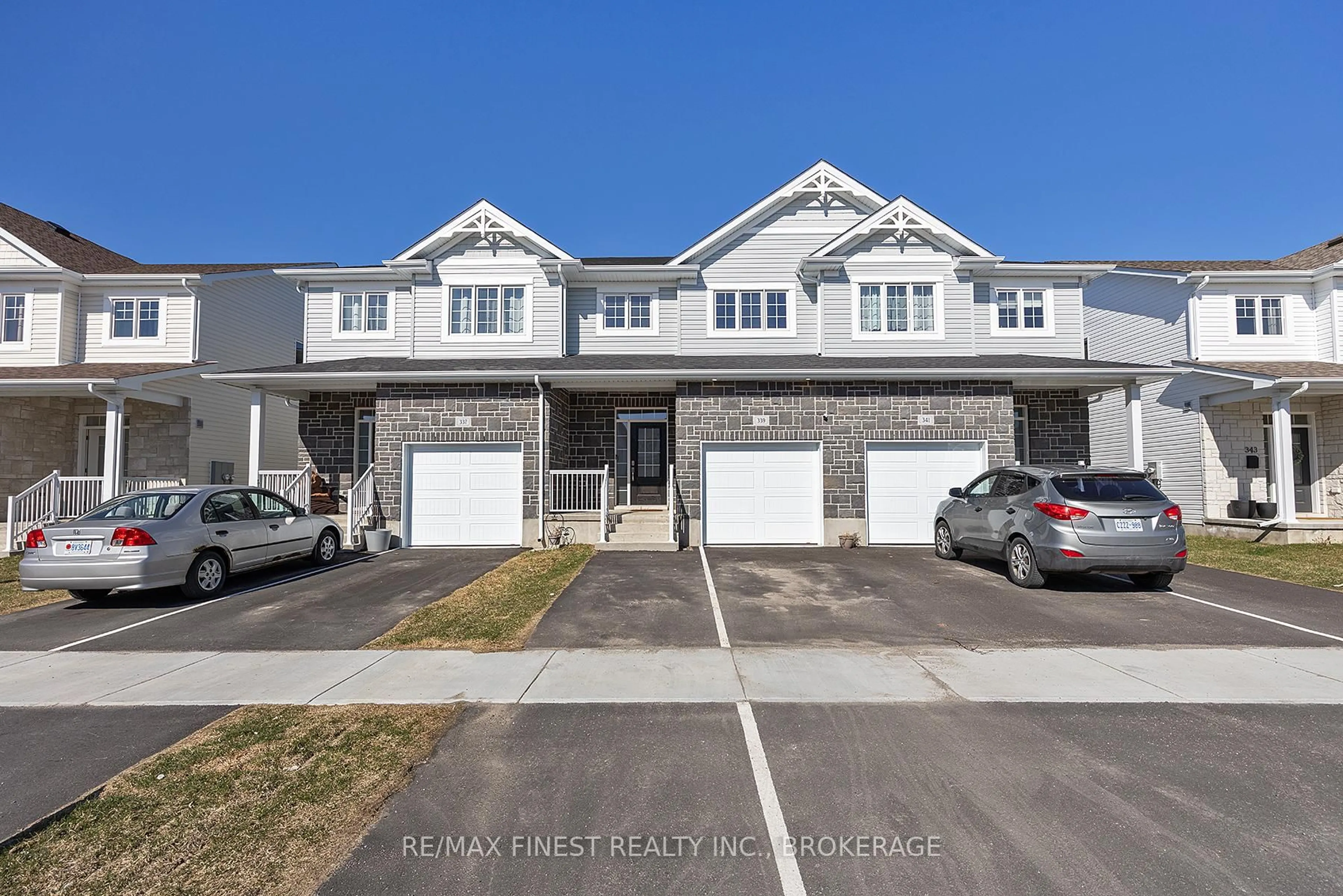 A pic from outside/outdoor area/front of a property/back of a property/a pic from drone, street for 339 Buckthorn Dr, Kingston Ontario K7P 0S1
