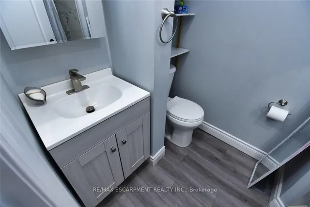 Additional property image - 111 Mary St