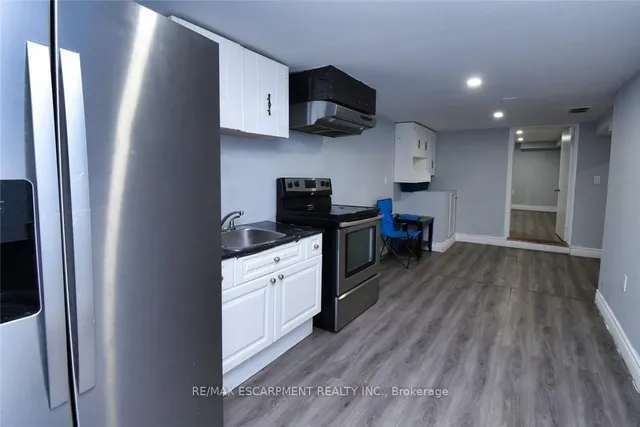 Additional property image - 111 Mary St