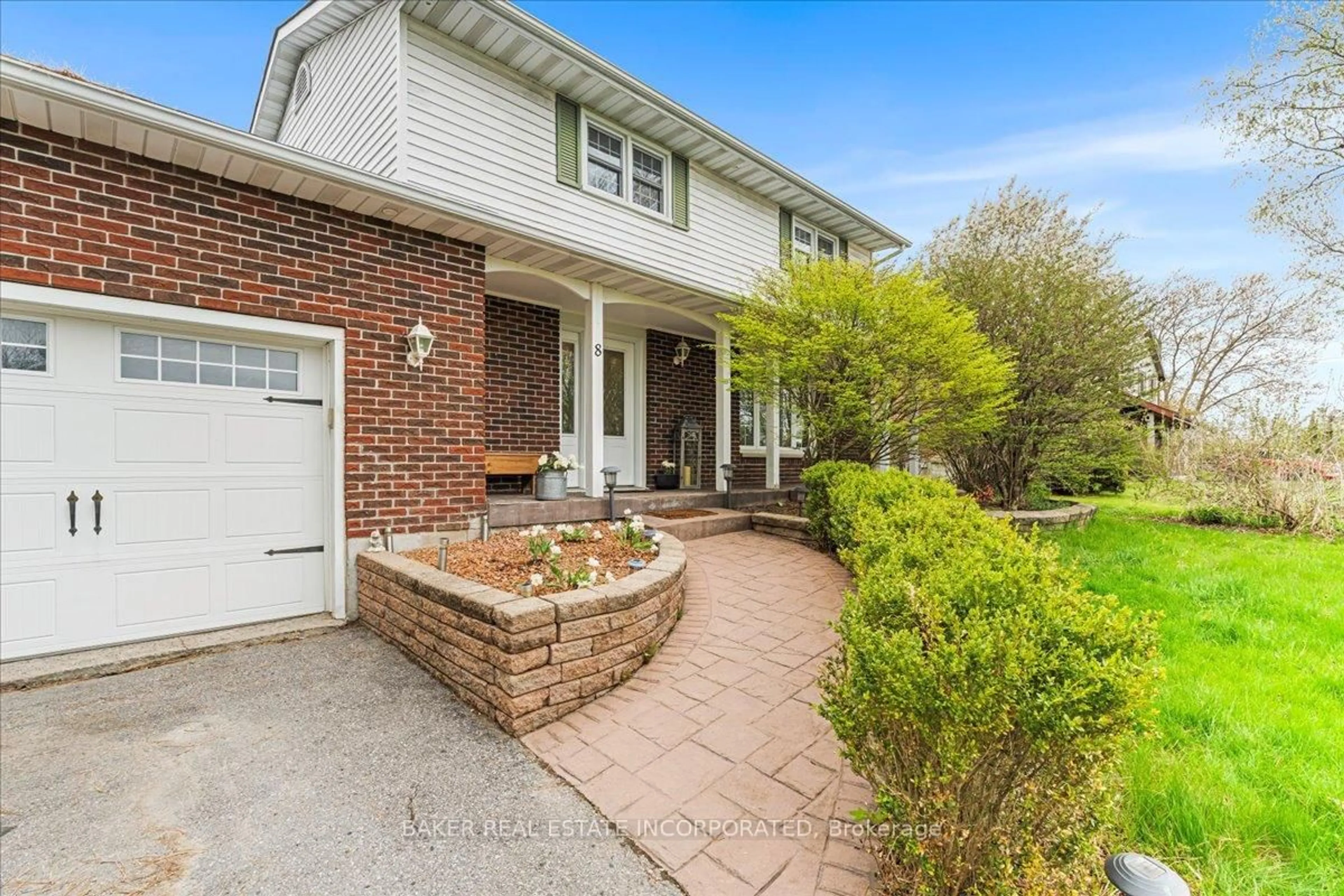 Home with brick exterior material, street for 8 Lakeview Hts, Brighton Ontario K0K 1H0