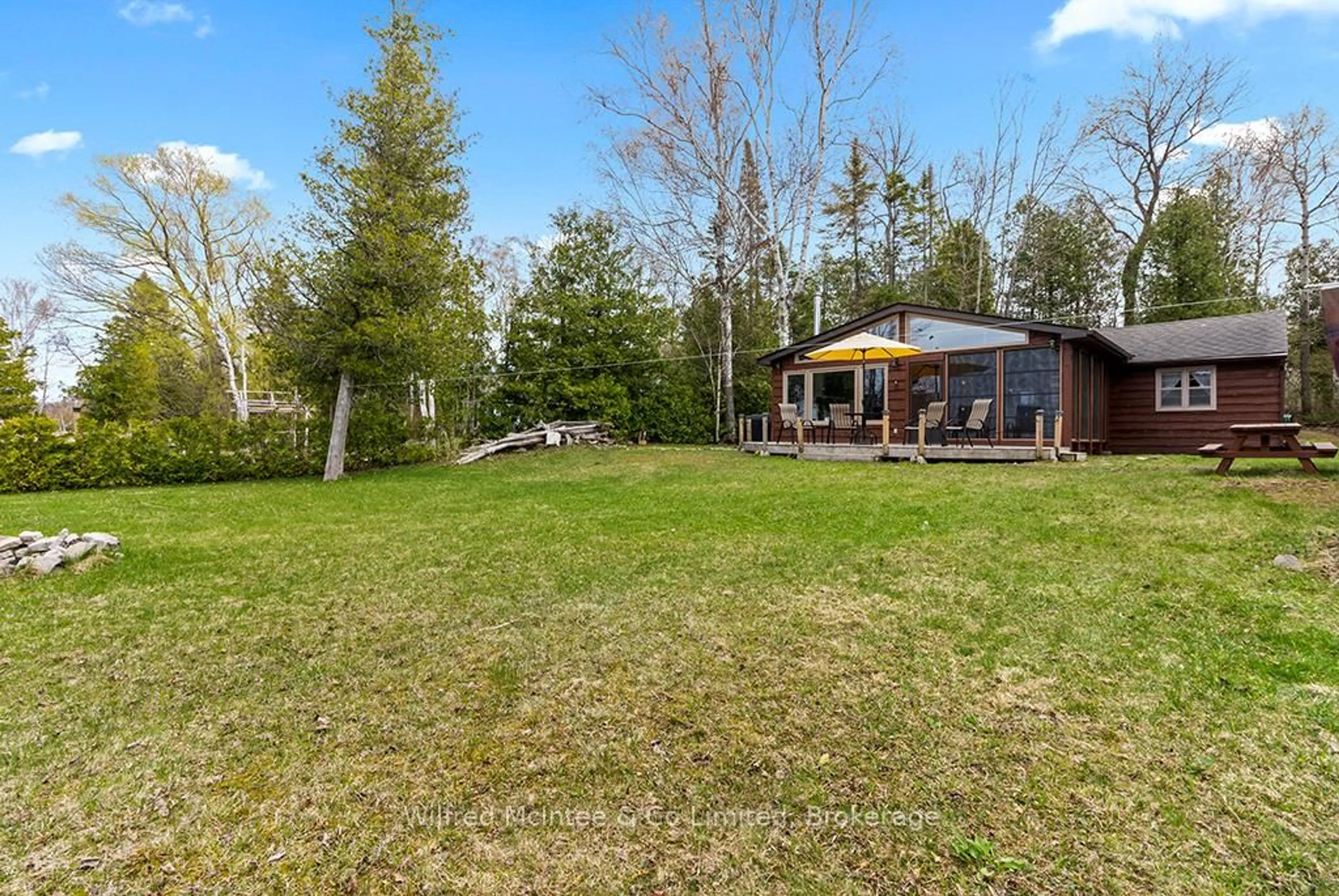 A pic from outside/outdoor area/front of a property/back of a property/a pic from drone, forest/trees view for 1282 2nd Ave, Native Leased Lands Ontario N0H 2G0