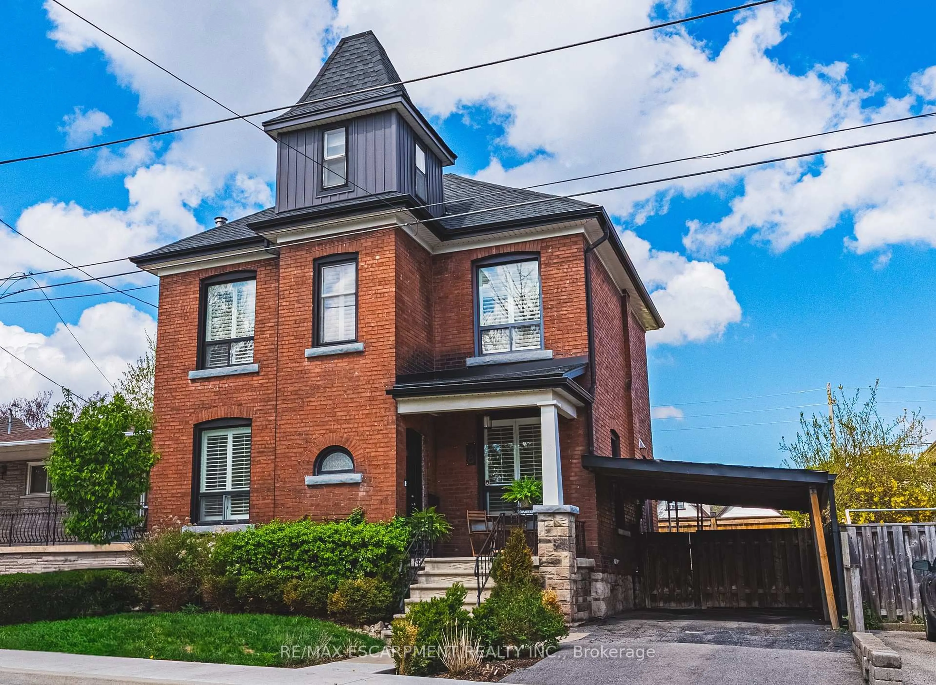 Home with brick exterior material, street for 78 Colbourne St, Hamilton Ontario L8R 2G7