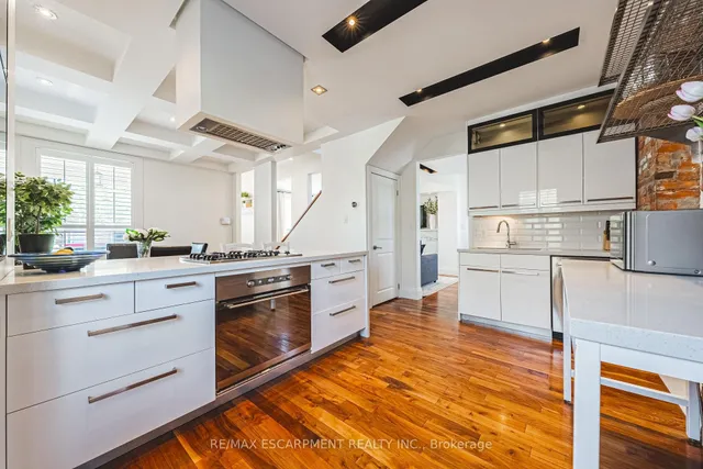 Additional property image - 78 Colbourne St