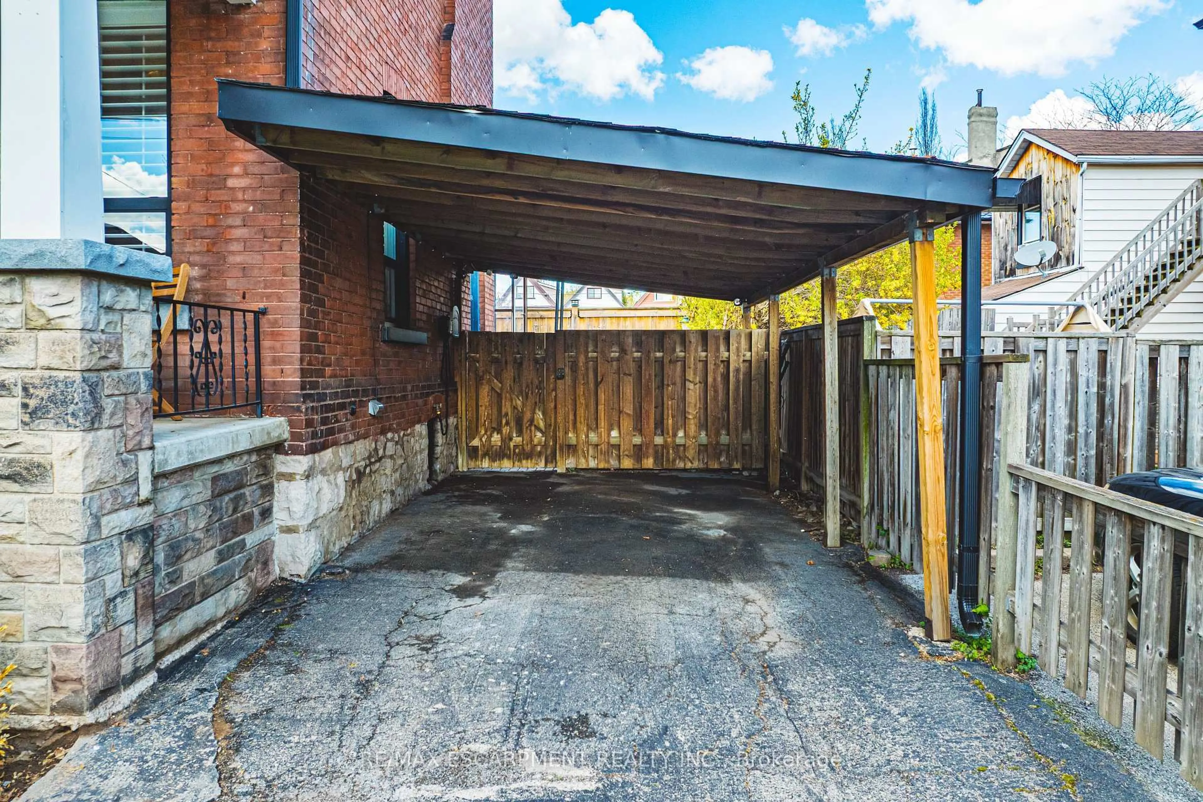 Unknown for 78 Colbourne St, Hamilton Ontario L8R 2G7