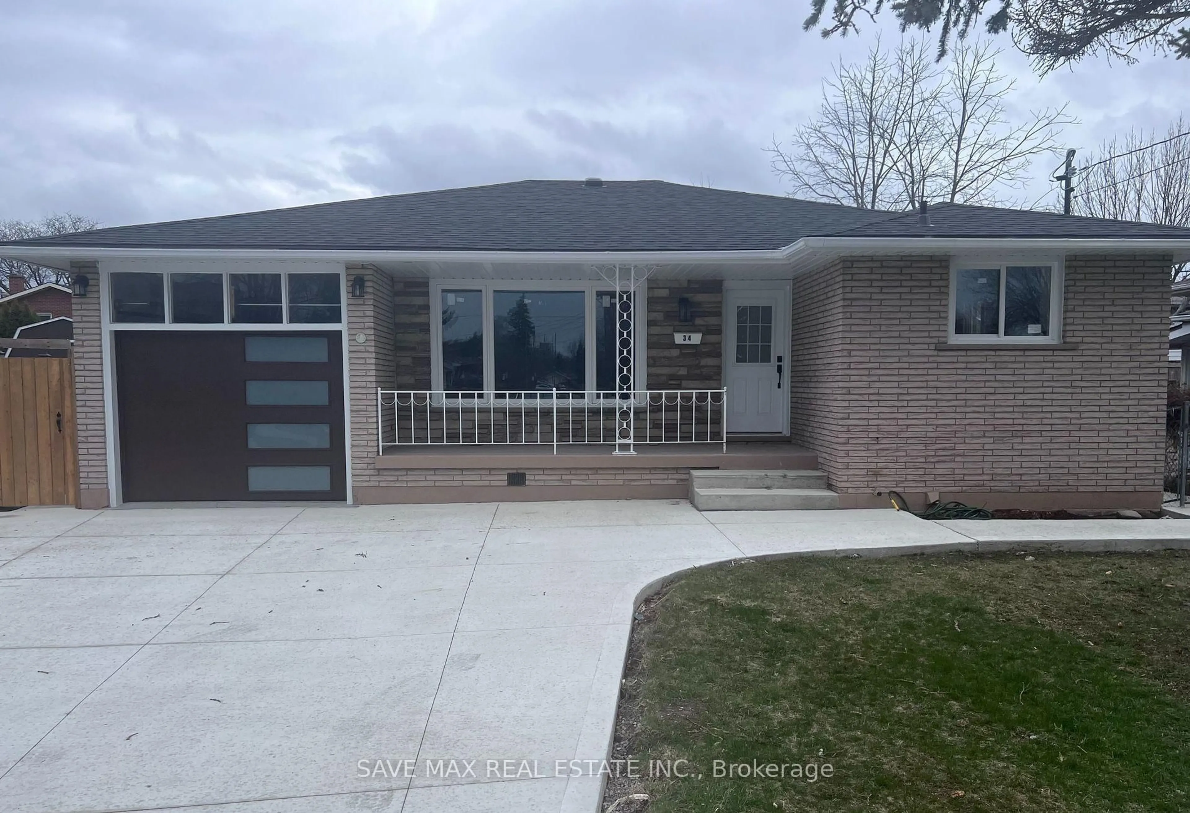 Home with brick exterior material, street for 34 Garland Pl, Hamilton Ontario L8G 2E6