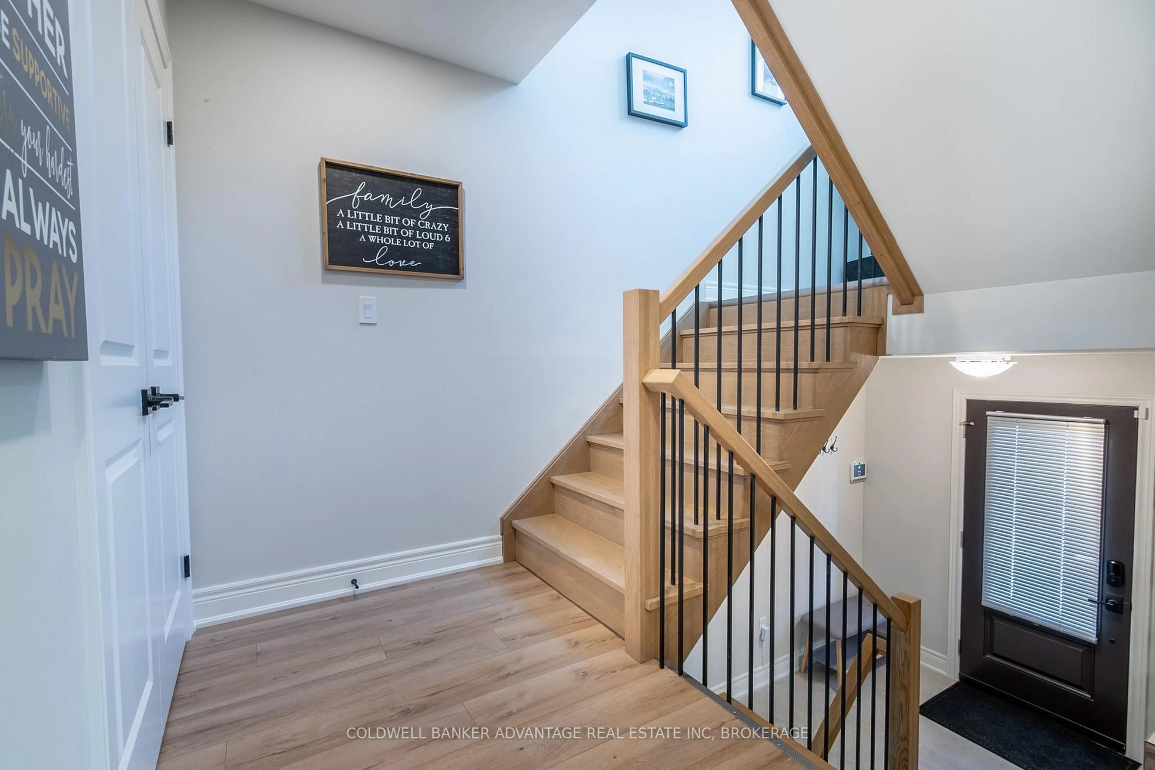 Stairs for 151 Moffatt St, St. Catharines Ontario L2P 2L7
