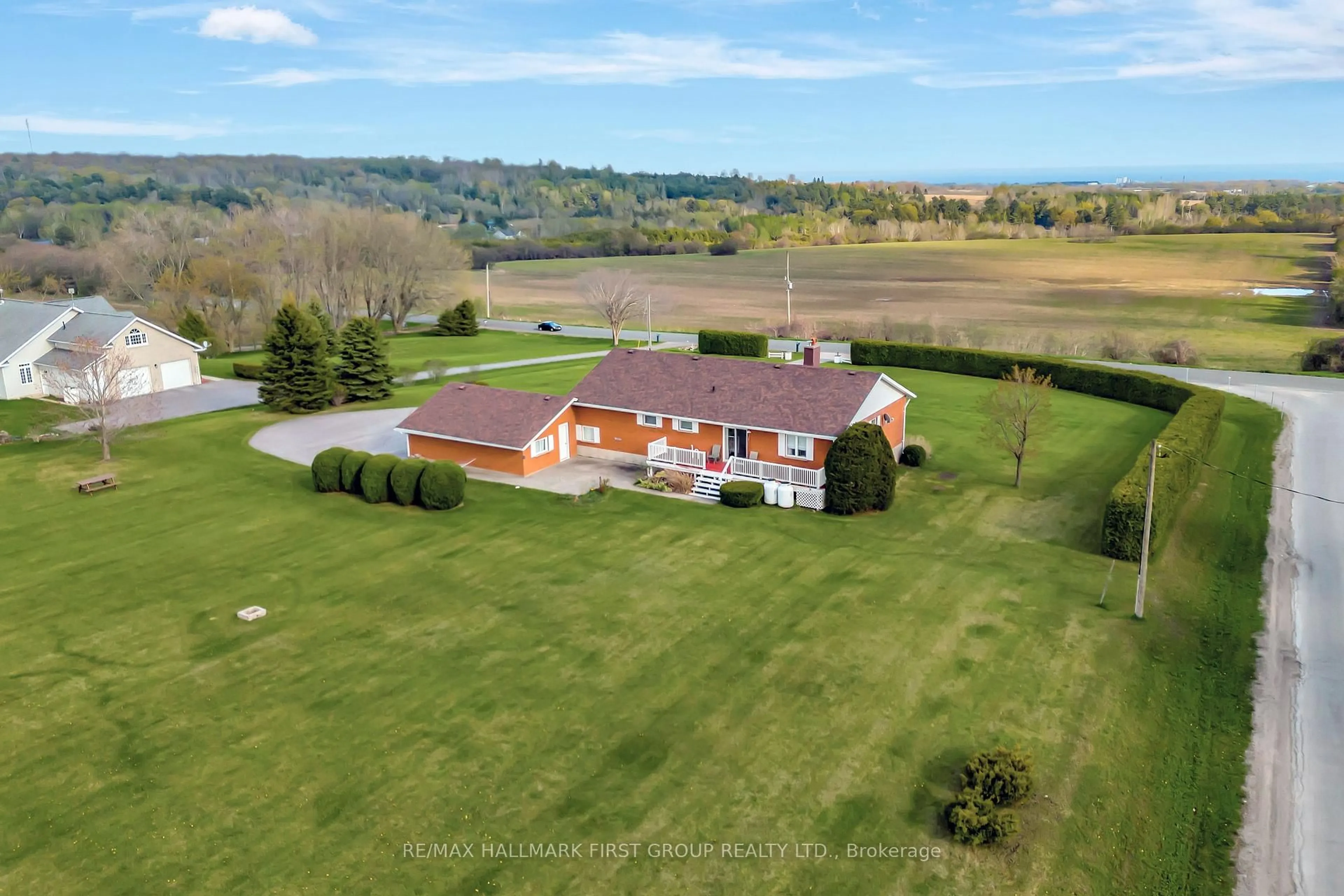 A pic from outside/outdoor area/front of a property/back of a property/a pic from drone, building for 9128 Danforth Rd, Cobourg Ontario K9A 4J8