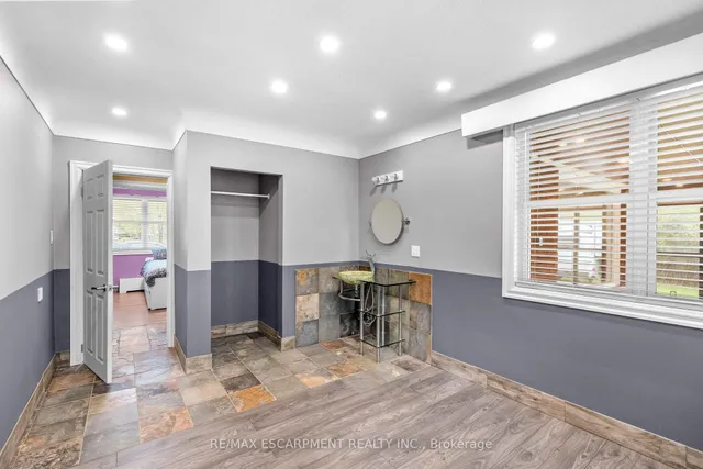 Additional property image - 8 Northcliffe Ave