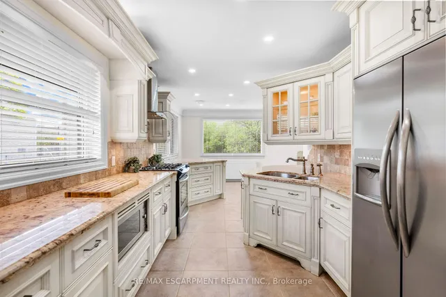 Additional property image - 8 Northcliffe Ave