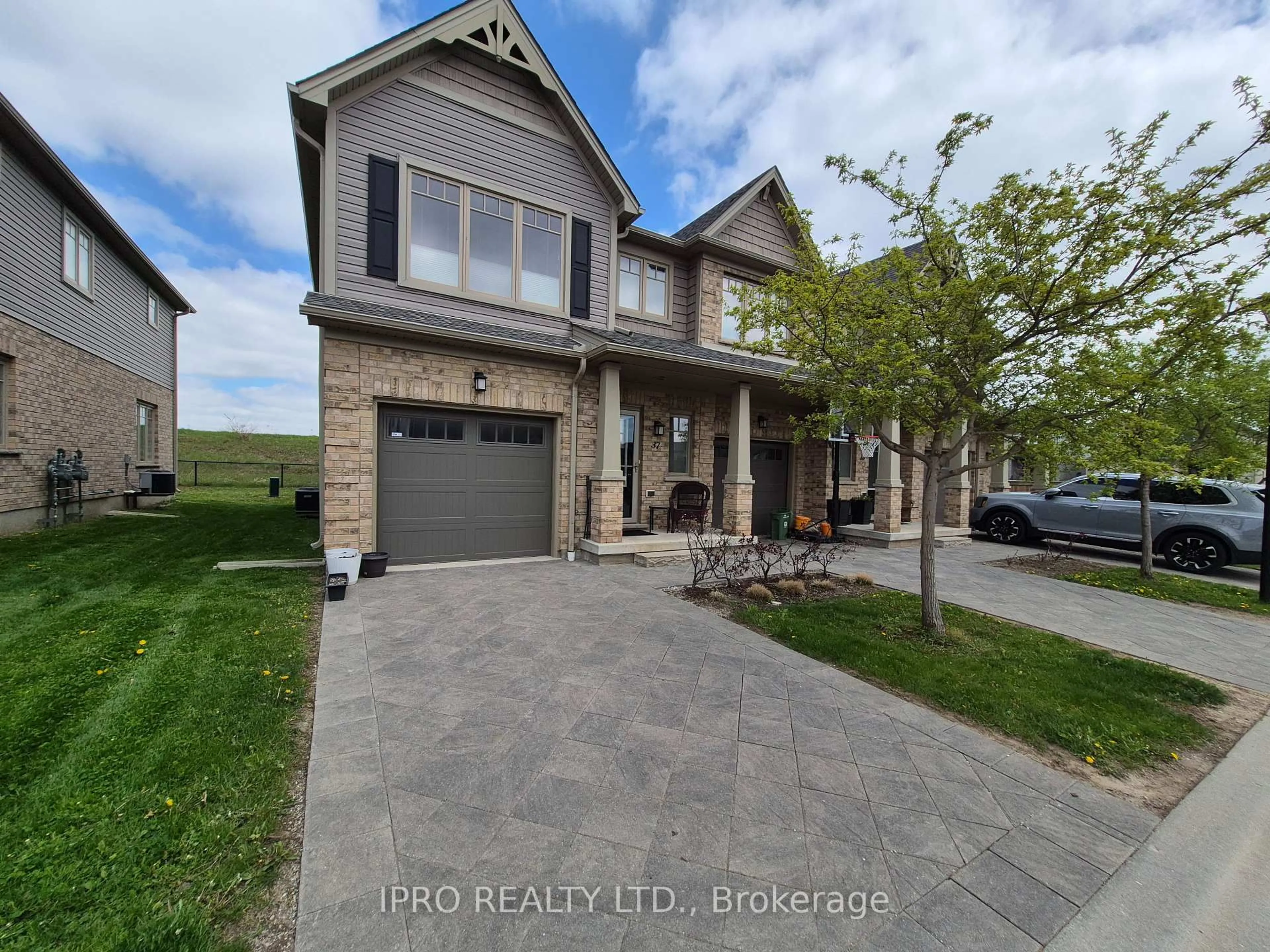 Home with brick exterior material, street for 1924 Cedarhollow Blvd #37, London North Ontario N5X 0K3