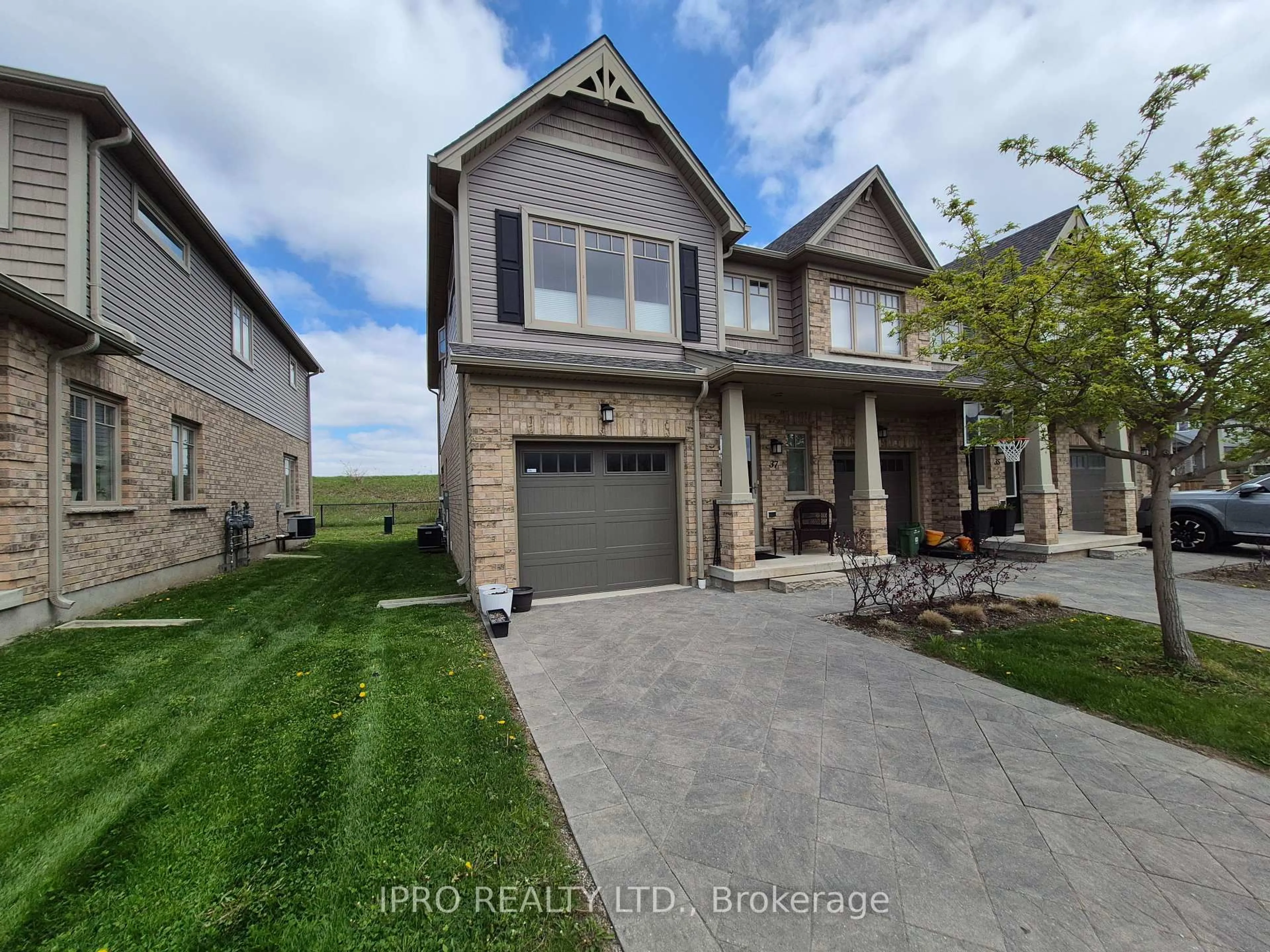 Home with brick exterior material, street for 1924 Cedarhollow Blvd #37, London North Ontario N5X 0K3