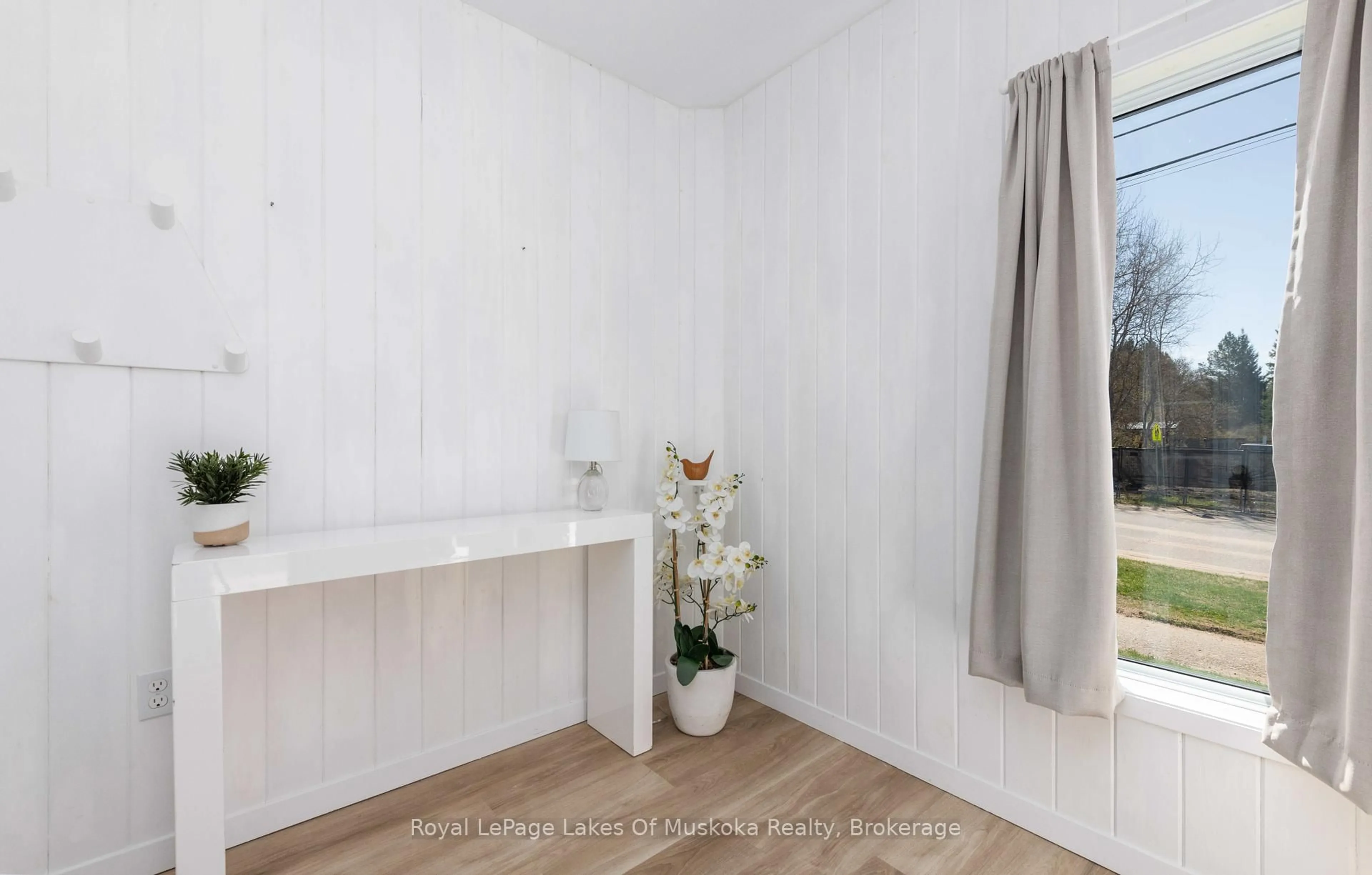 Standard bathroom, unknown for 131 Huston St, Burk's Falls Ontario P0A 1C0
