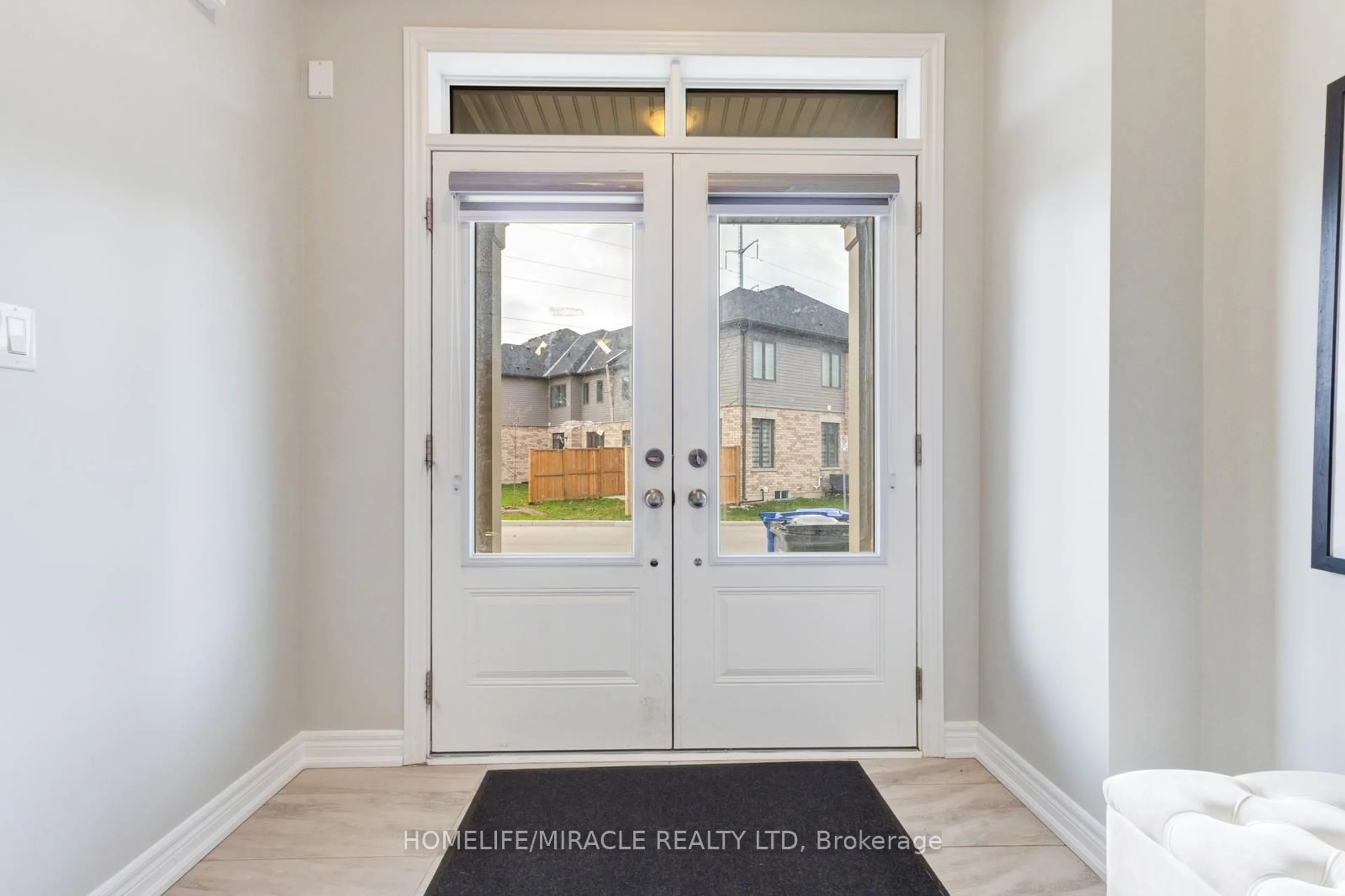 Indoor entryway for 166 Deerpath Dr #54, Guelph Ontario N1K 1W6
