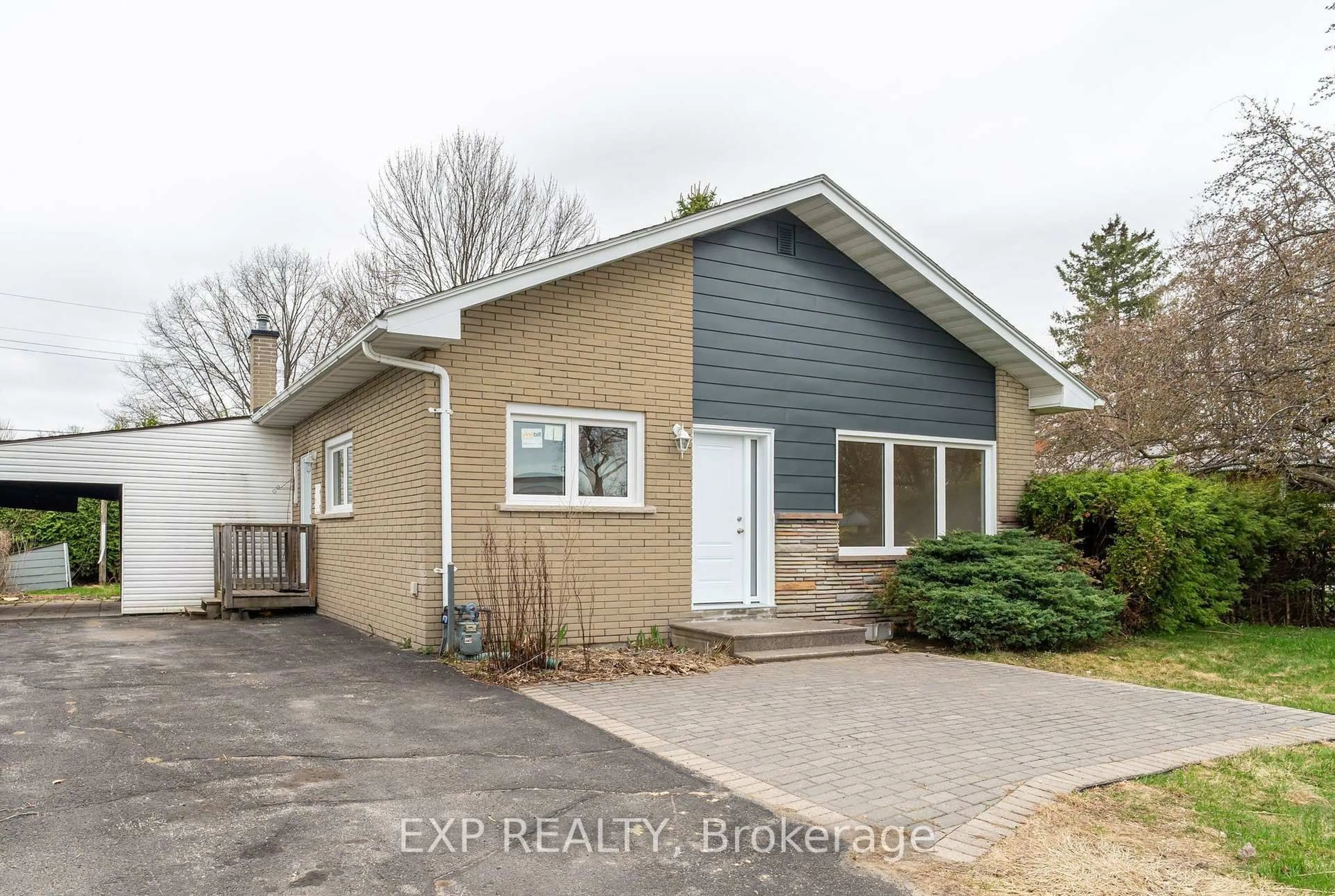 Unknown for 120 Knoxdale Rd, Ottawa Ontario K2G 1A7