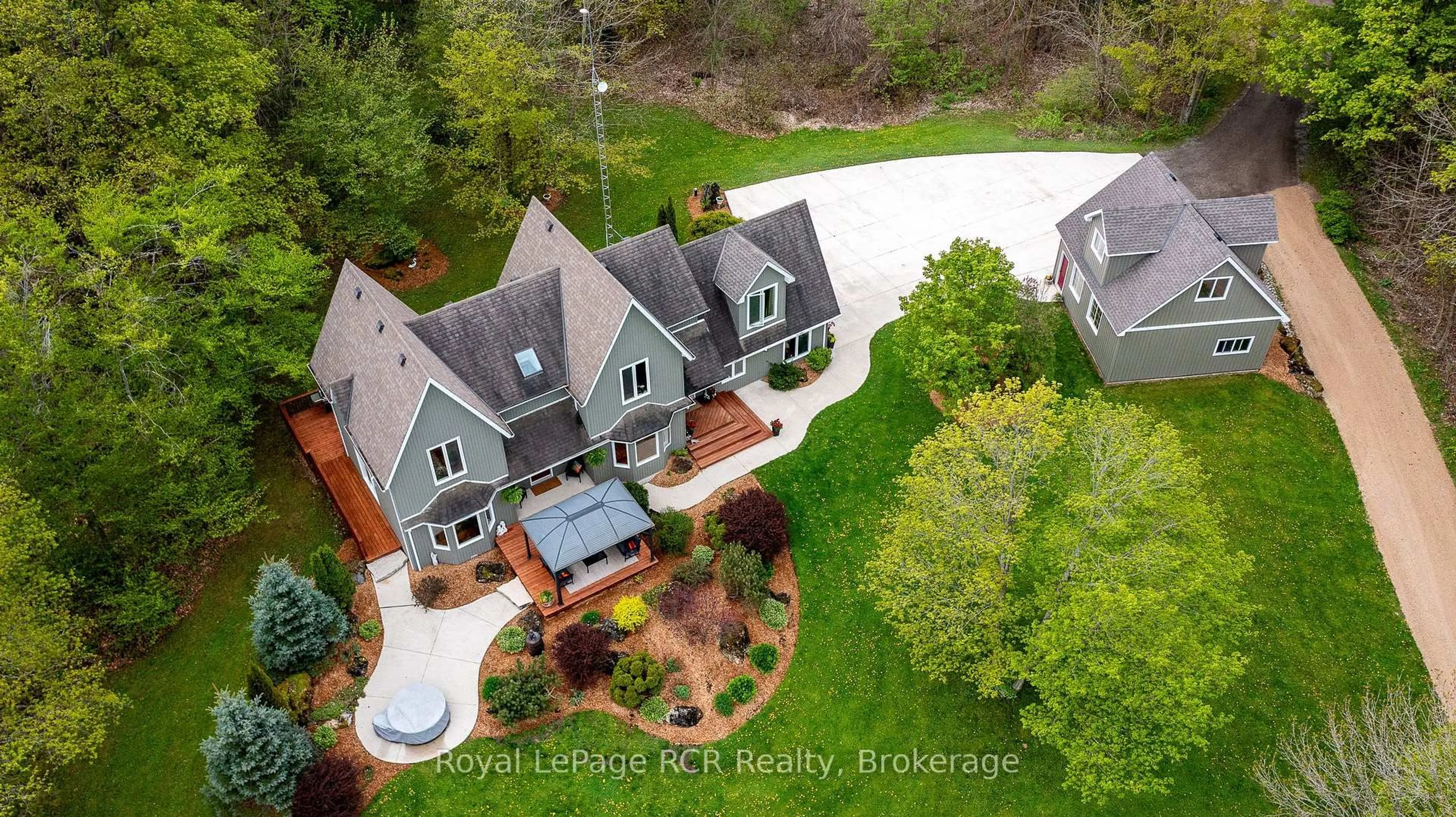 A pic from outside/outdoor area/front of a property/back of a property/a pic from drone, unknown for 714329 Baseline Rd, Grey Highlands Ontario N0C 1E0