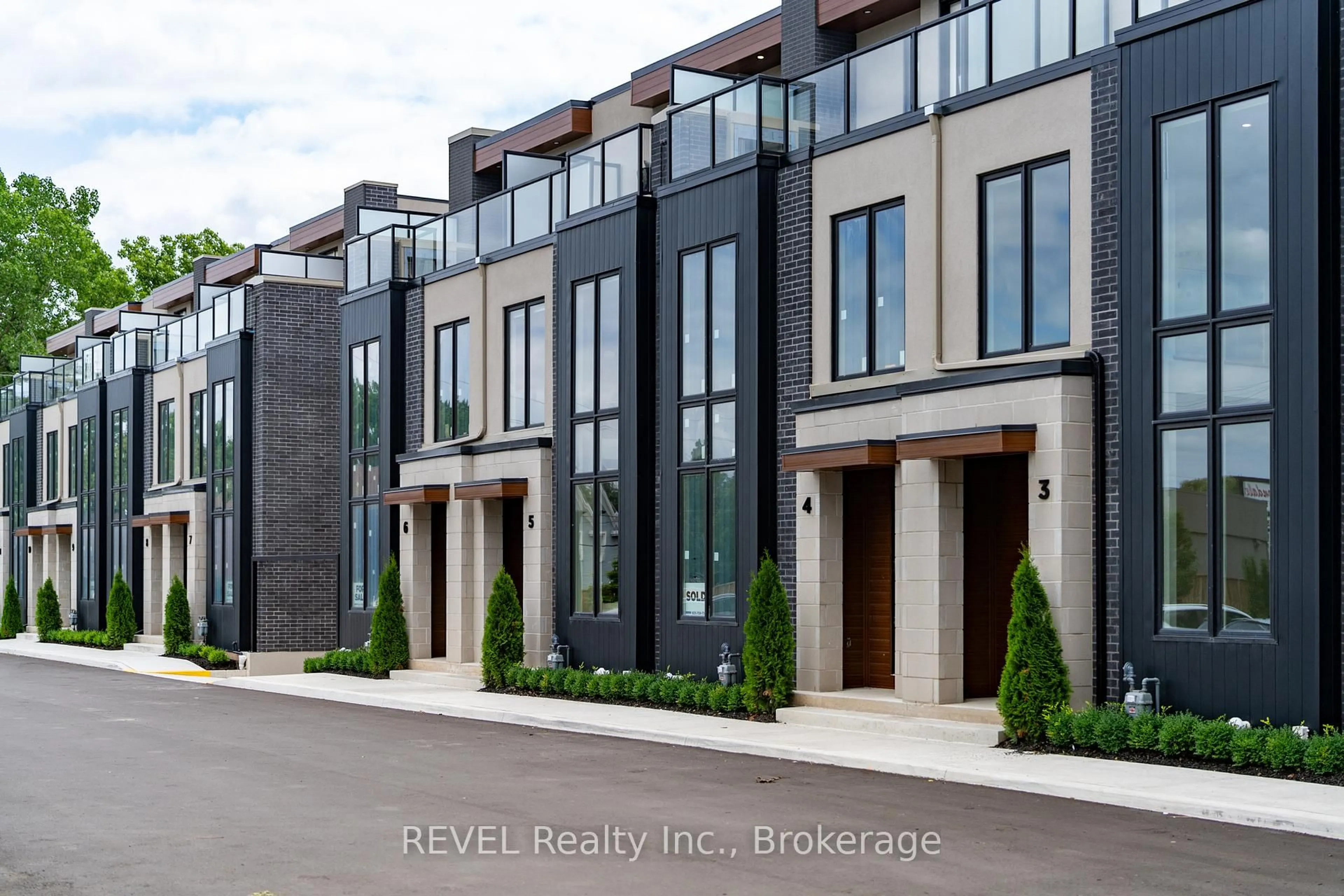 Home with brick exterior material, street for 1397 York Rd #7, Niagara-on-the-Lake Ontario L0S 1J1